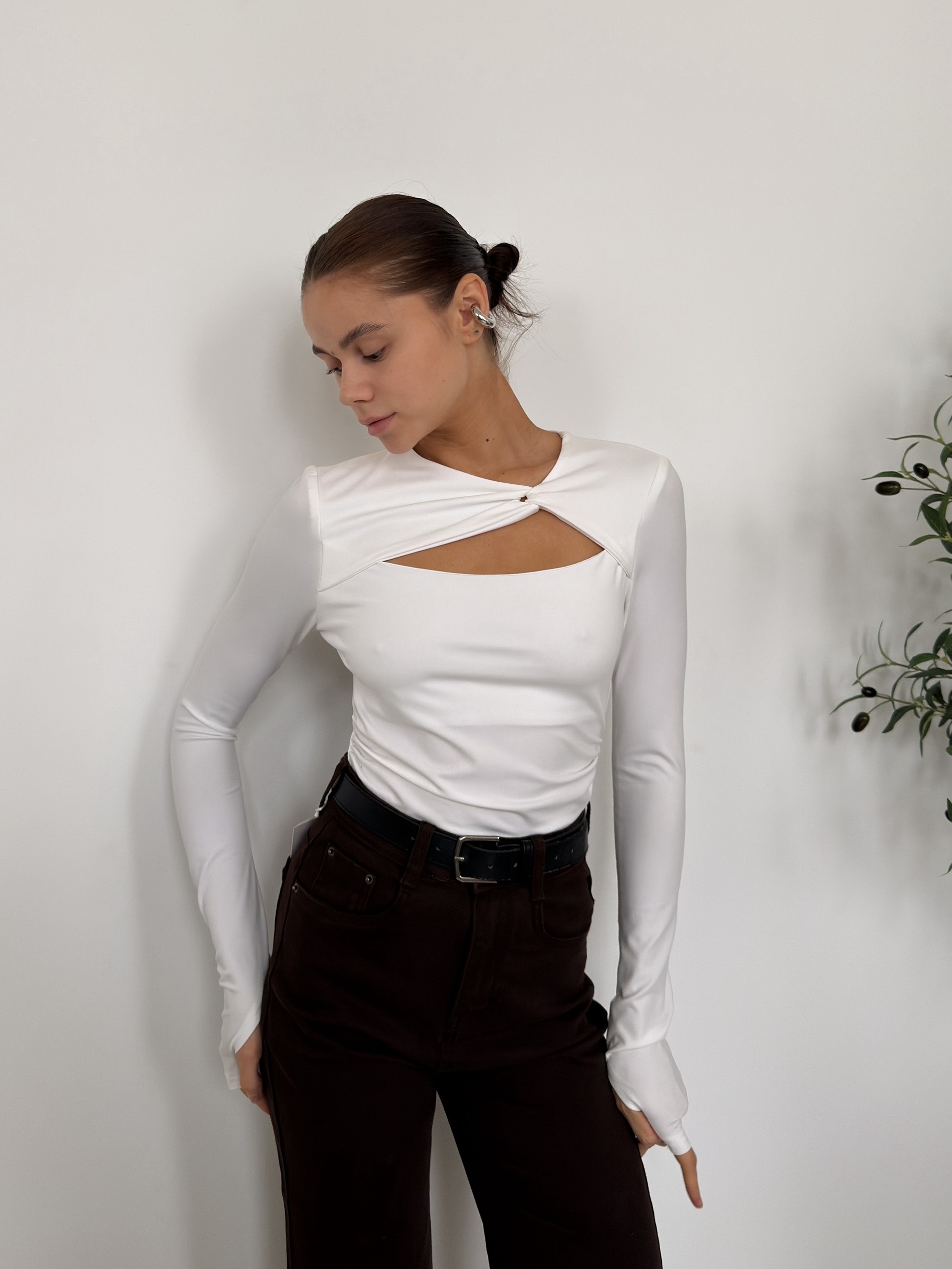 Кофточка Nama 023 вырез сборки на талии