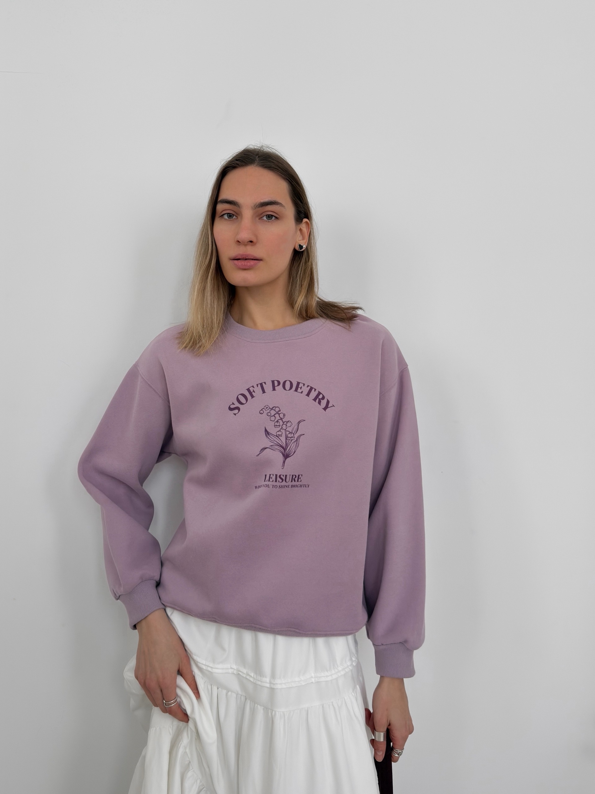 Свитшот Maruko18 9081 Soft poetry