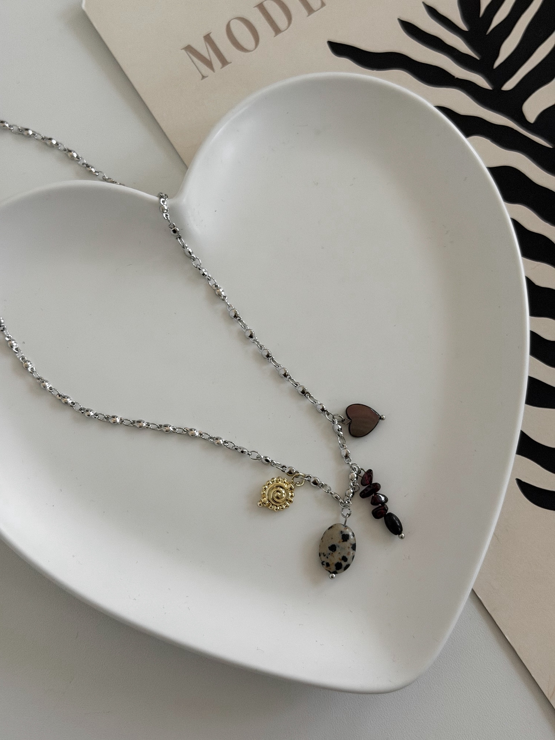 Цепочка с подвесами