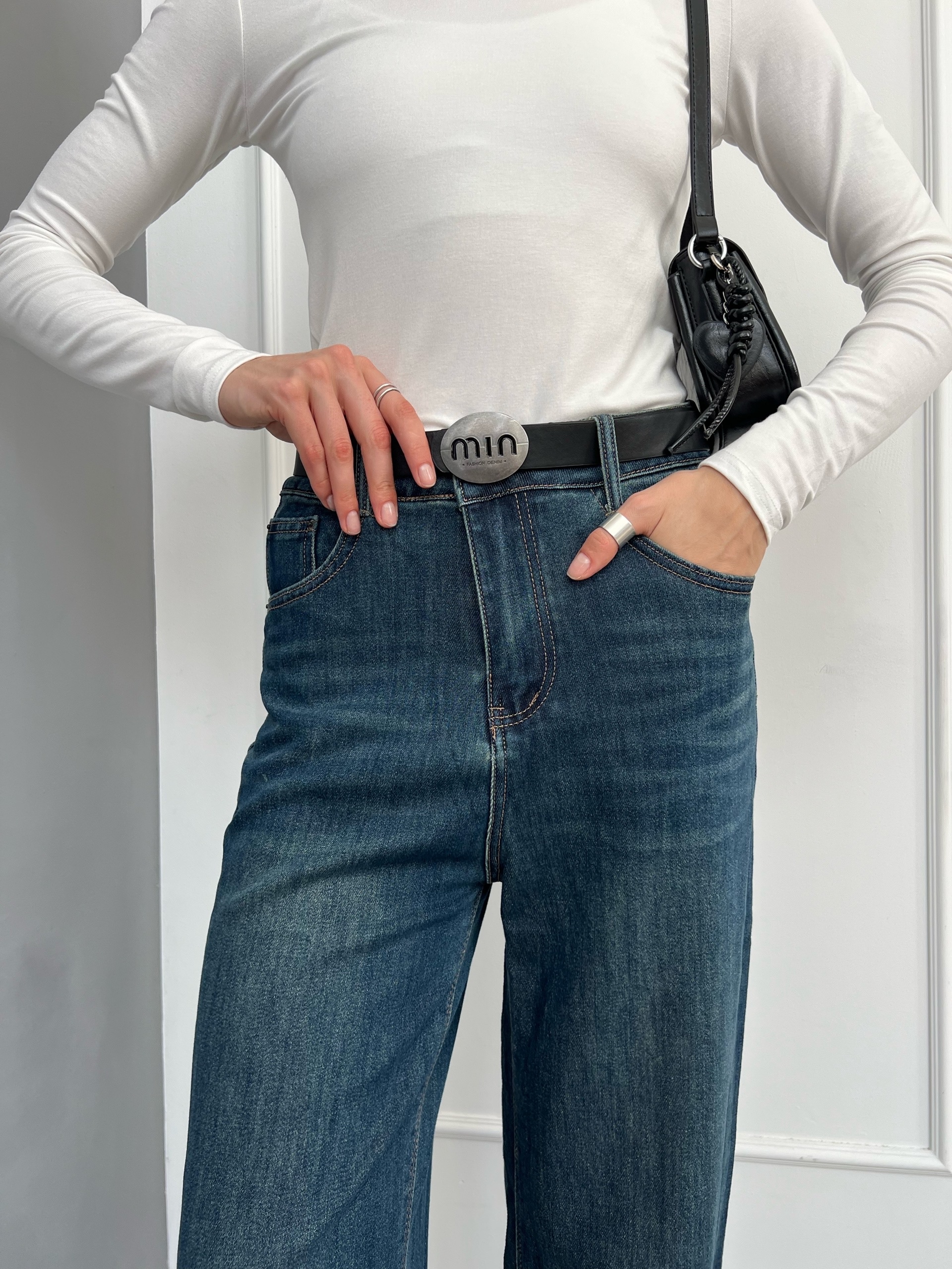 Джинсы Denim 552 прямые с ремнем пряжка min