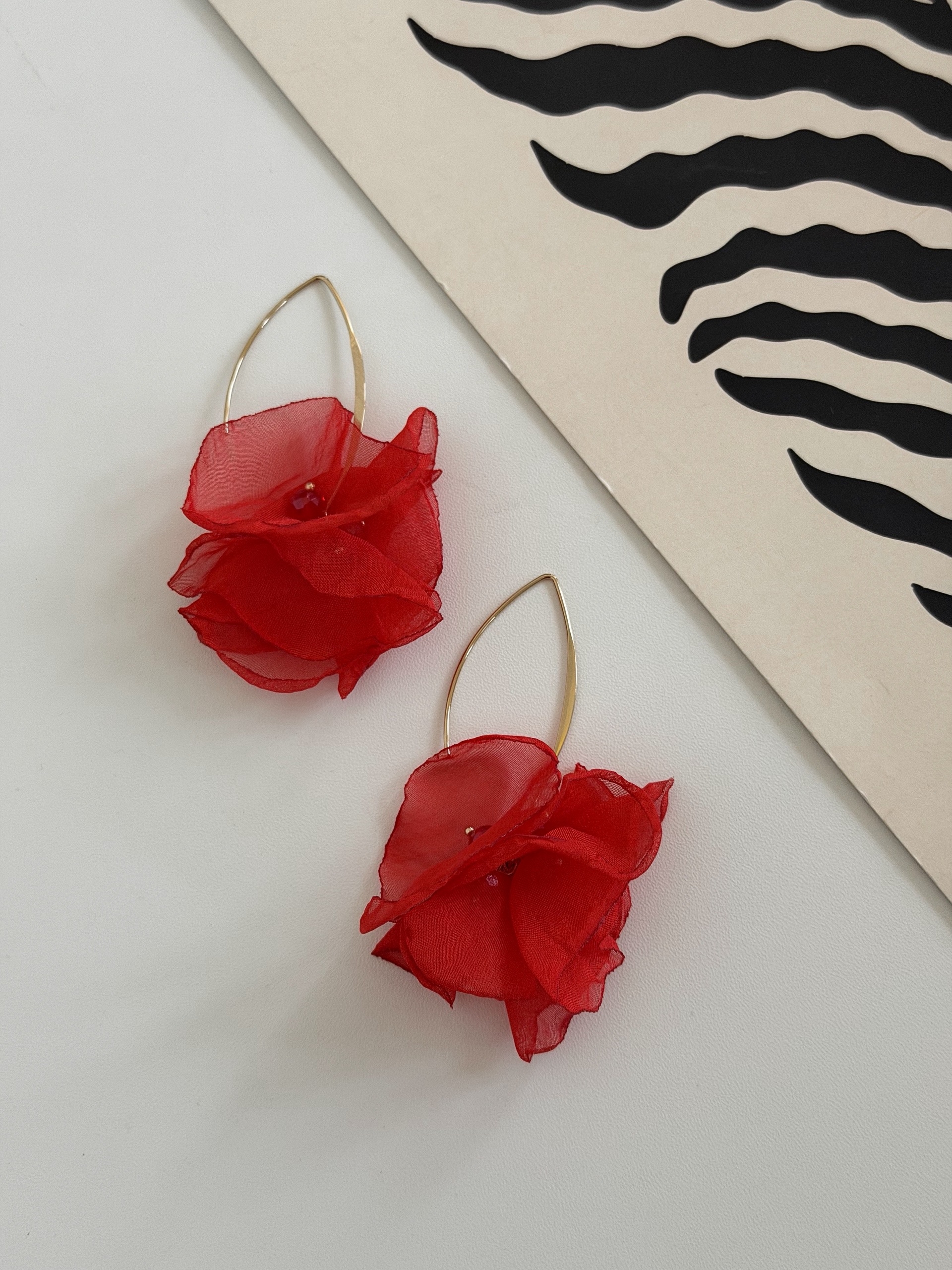 Серьги тканевые цветы на кольцах