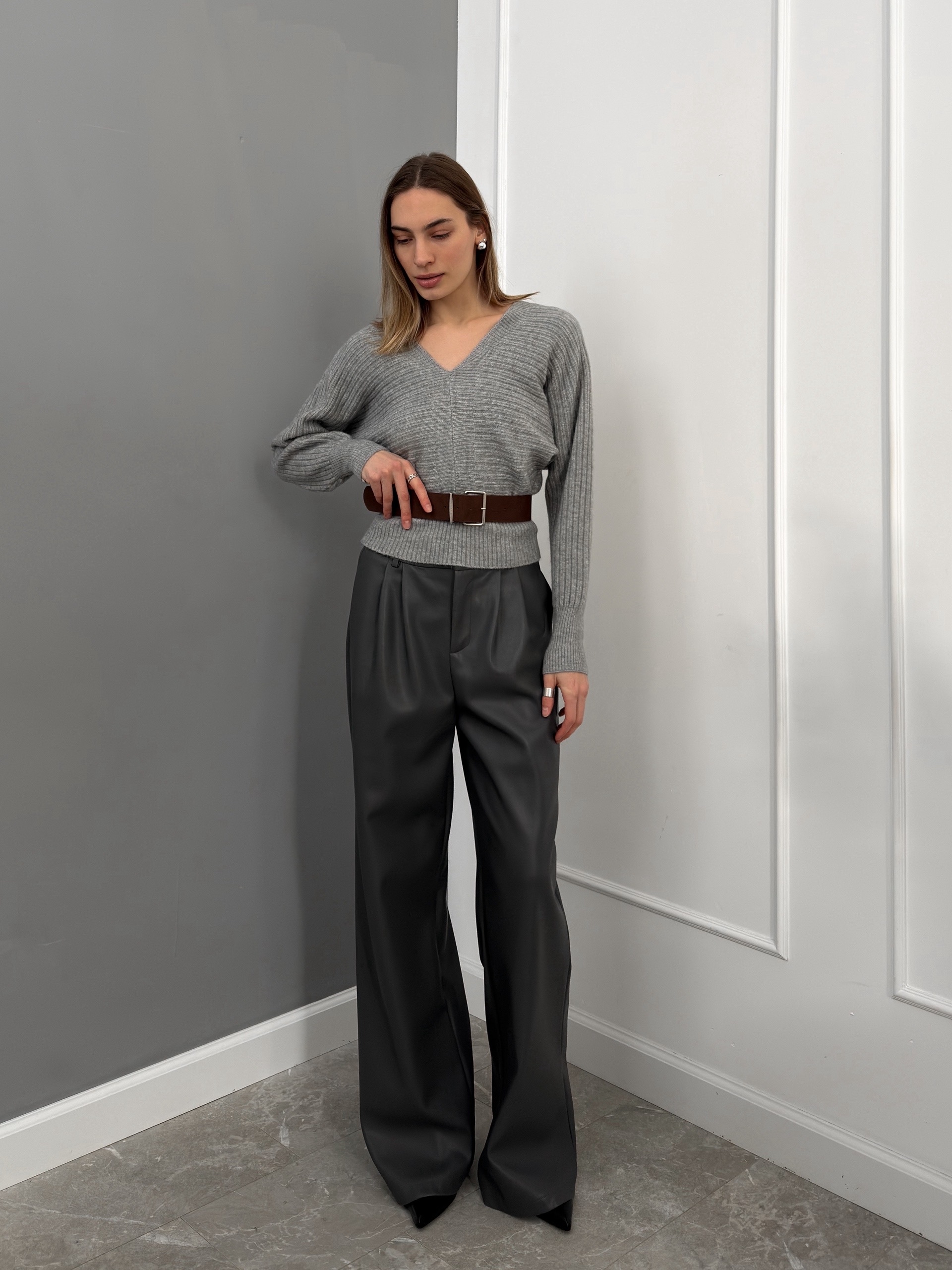 Джемпер WG WE W8072 v вырез+ремень