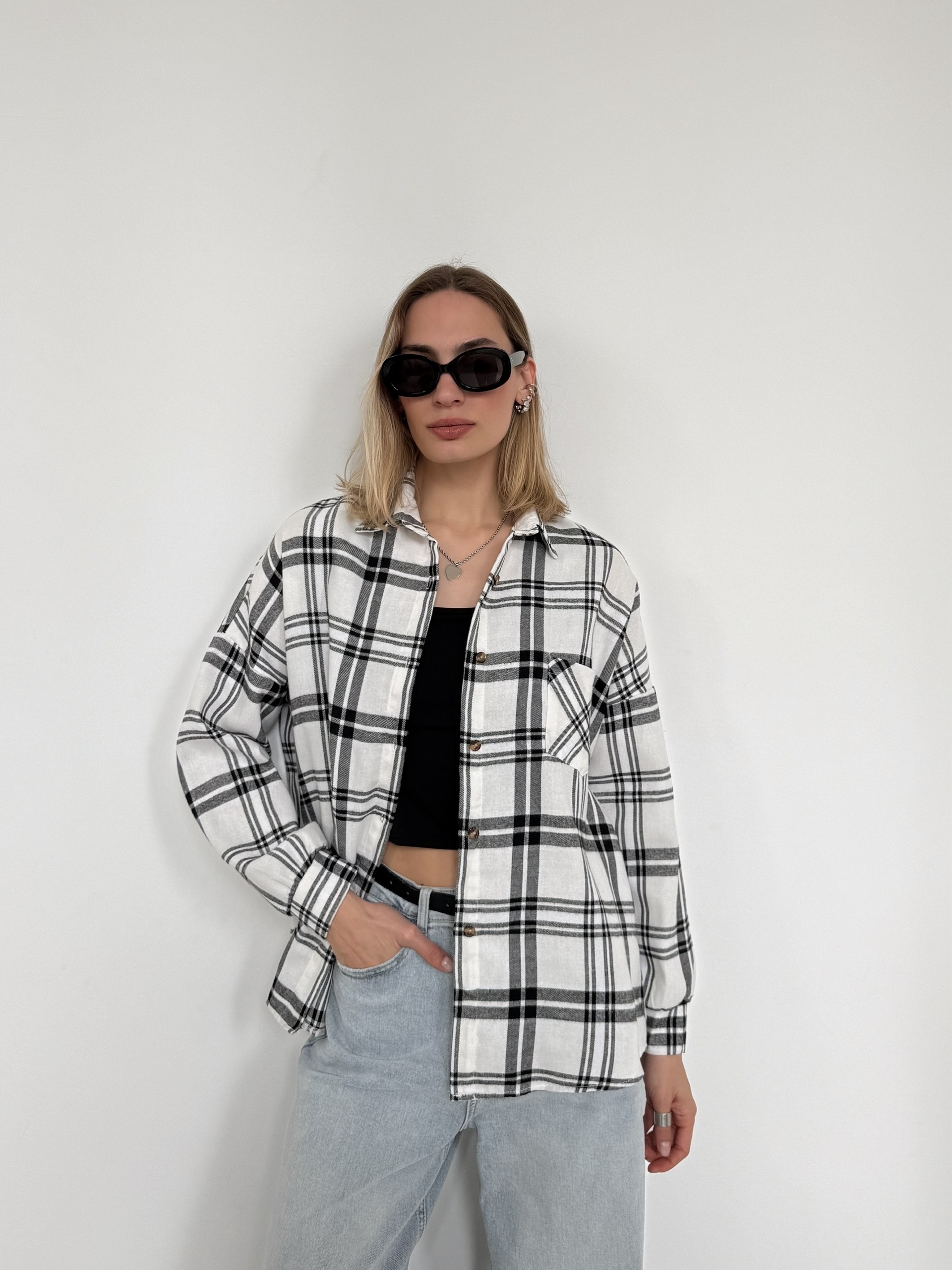 Рубашка Korea 601 клетка карман на груди