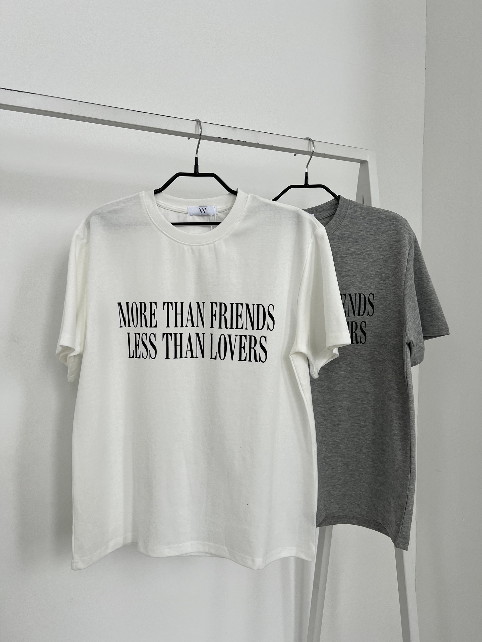 Футболка W 9298 More than оверсайз