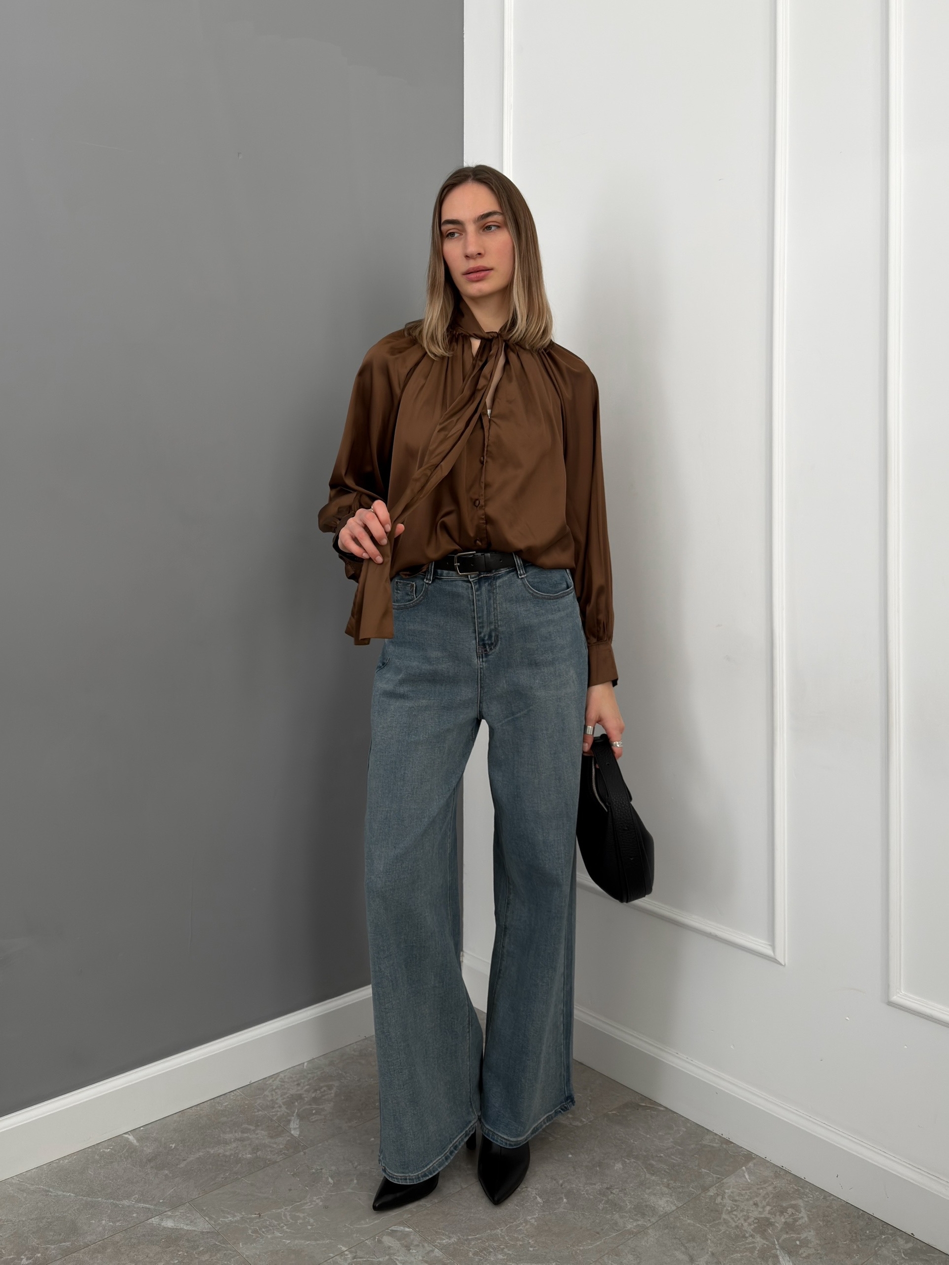 Блуза шелк 25134 завязки на вороте