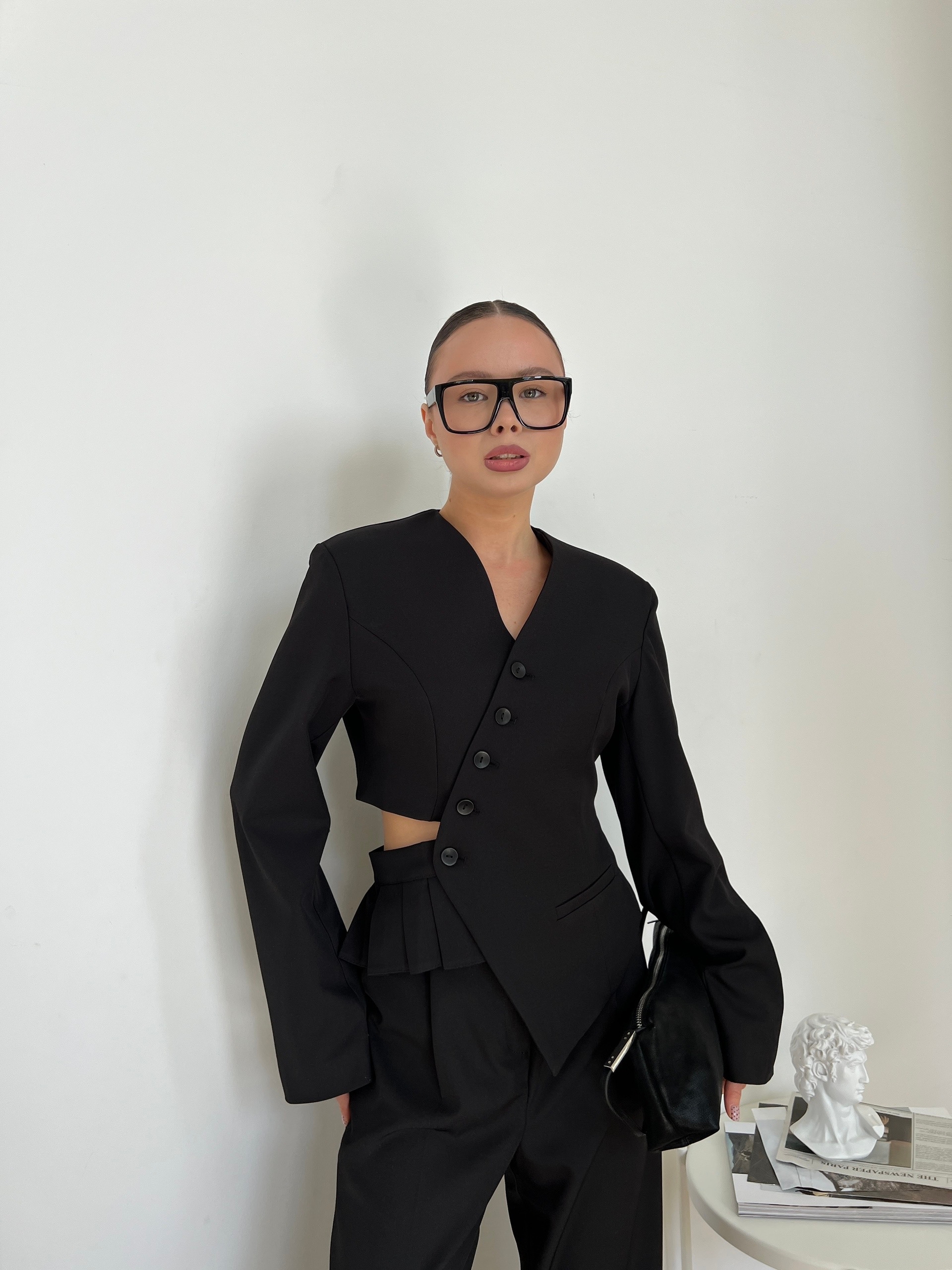 Костюм Di Moda 147 жакет с баской+брюки