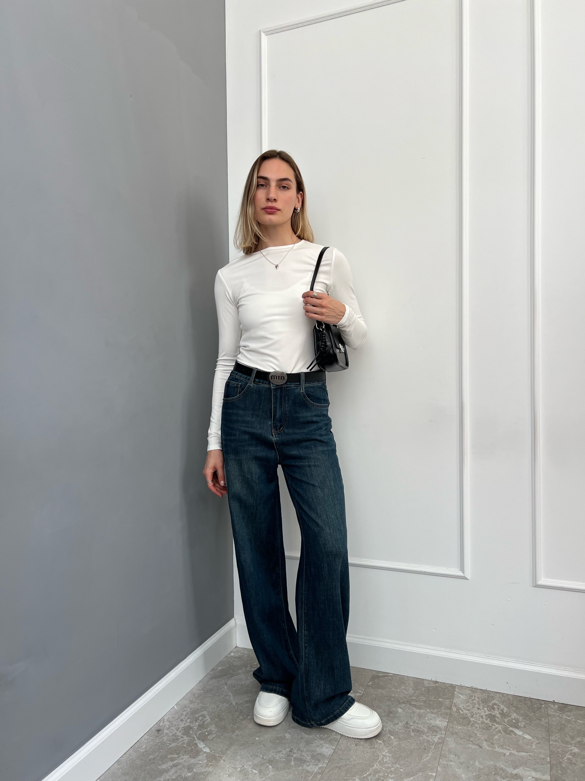 Джинсы Denim 552 прямые с ремнем пряжка min