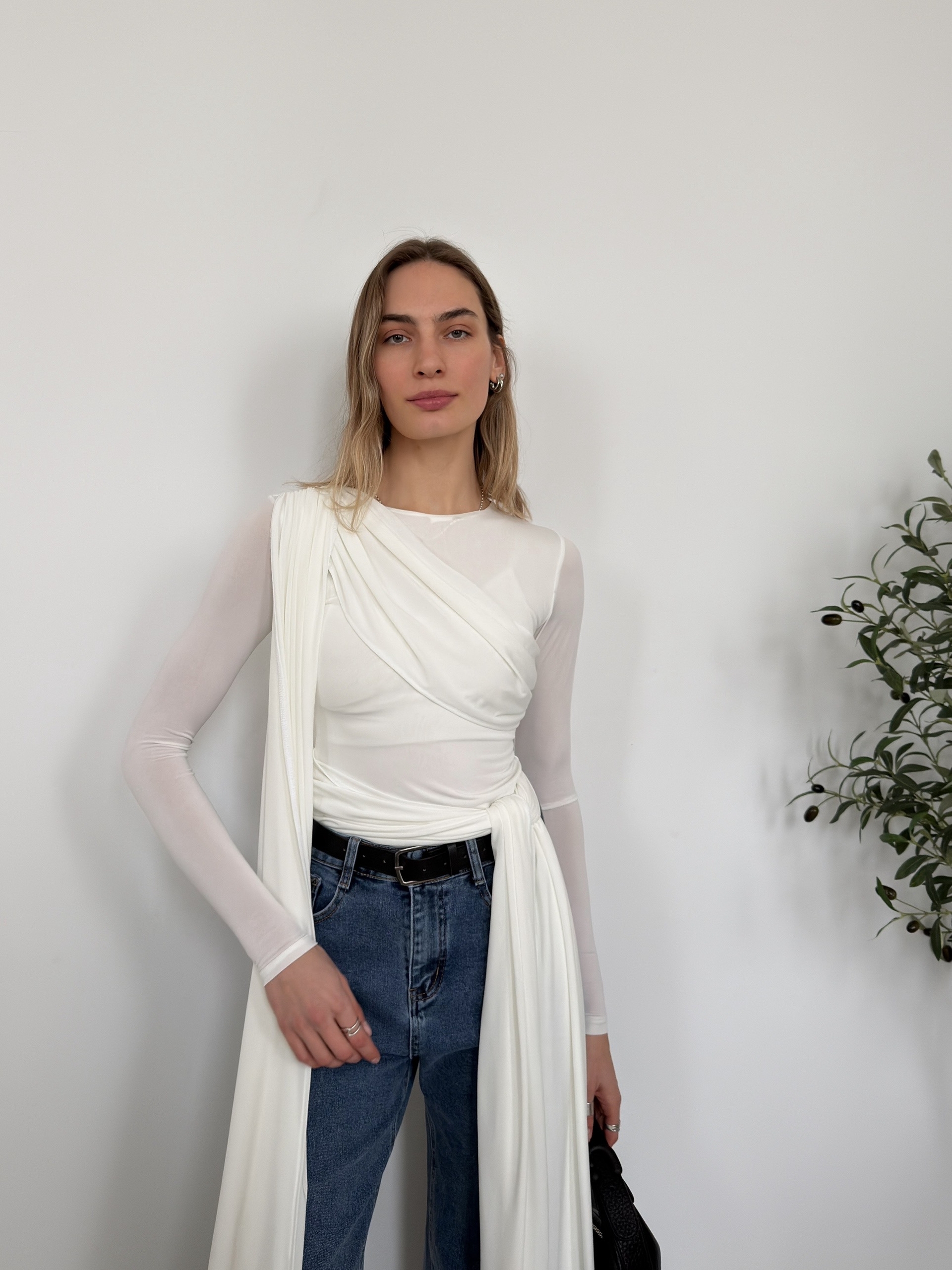 Лонгслив Muse шлейф