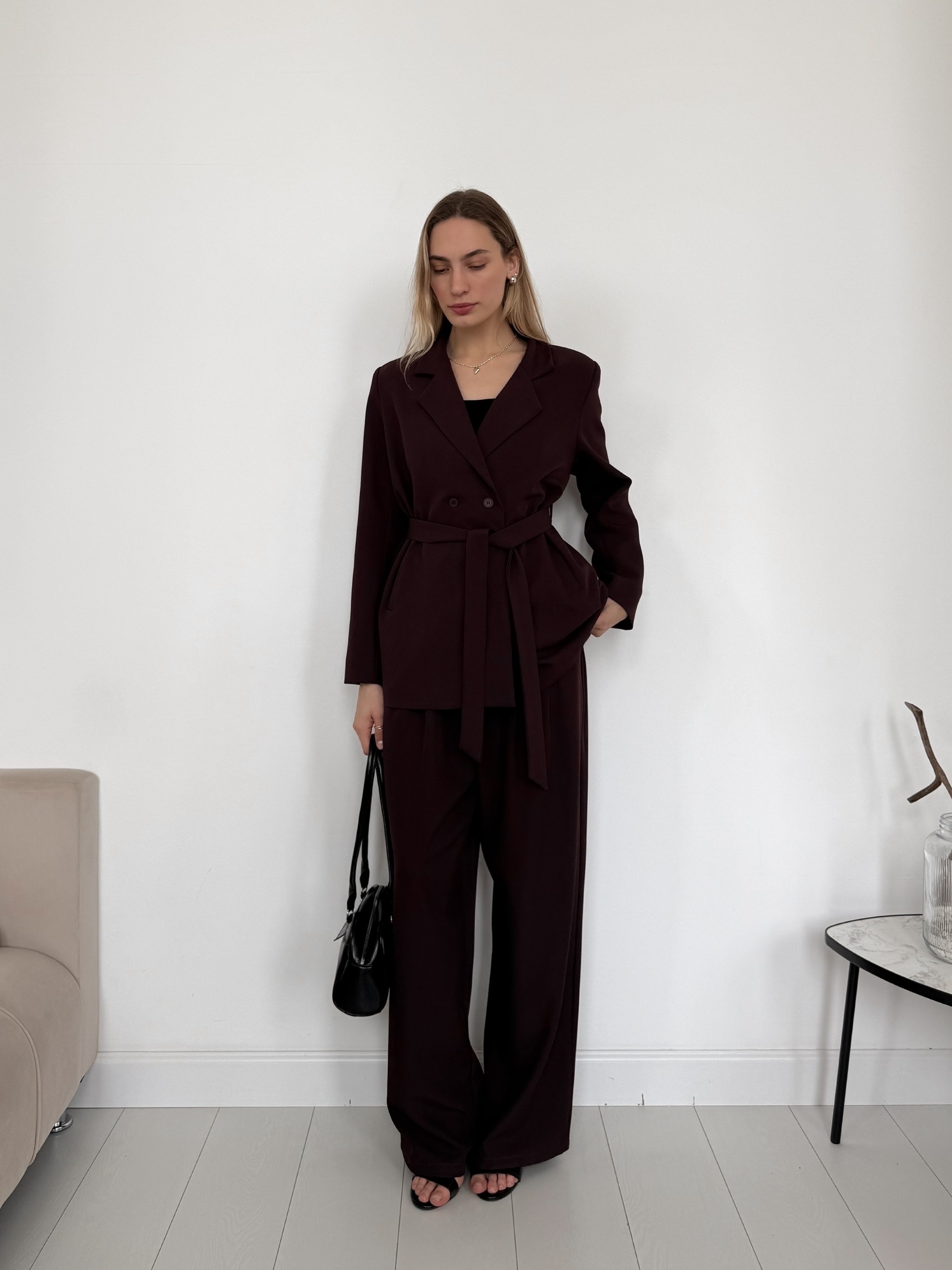 Костюм W 2285 жакет с поясом+брюки прямые