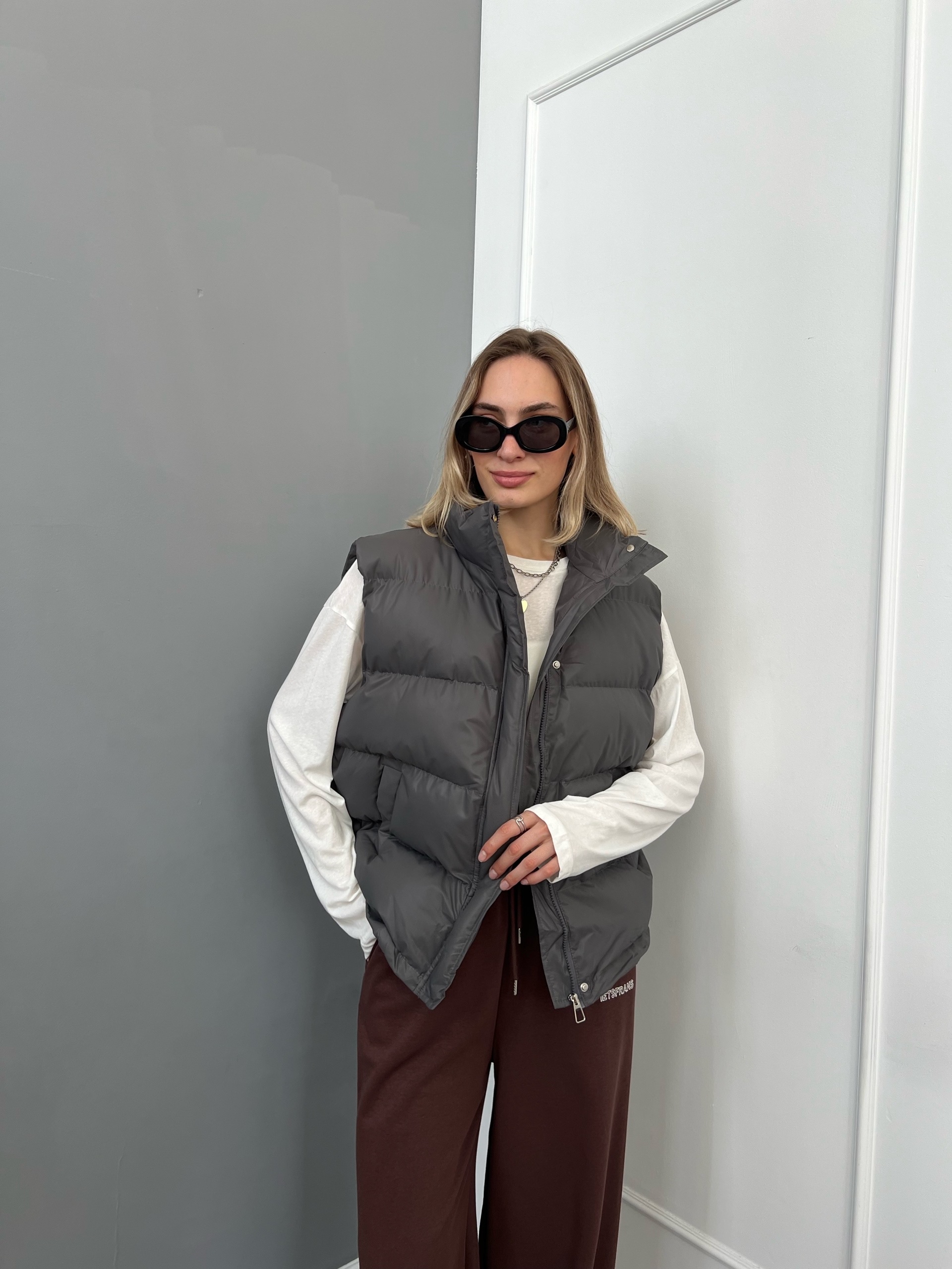 Жилет N.J brand 6089 болонь глянец