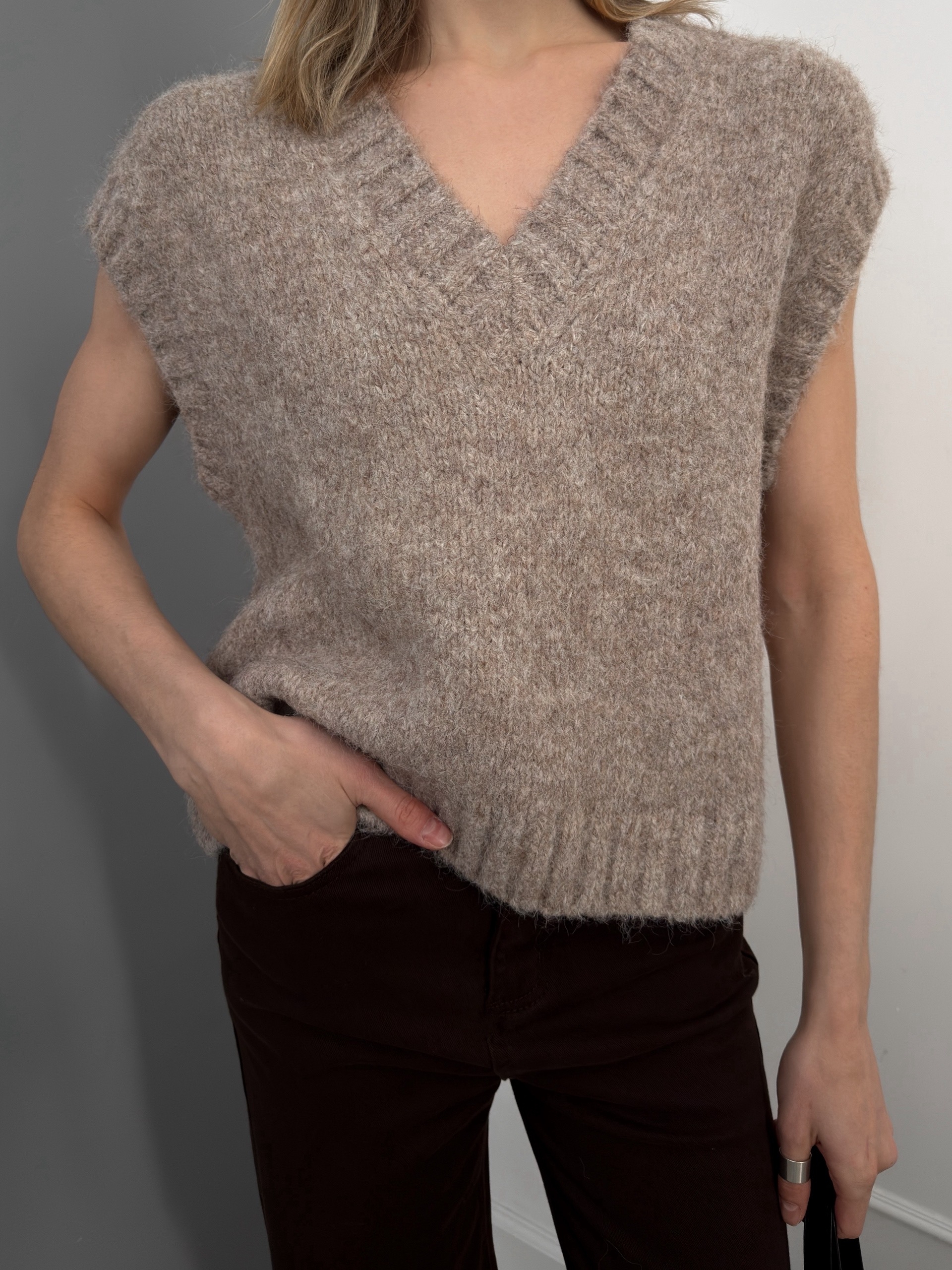 Жилетка Jiaohan М1255 крупная вязка