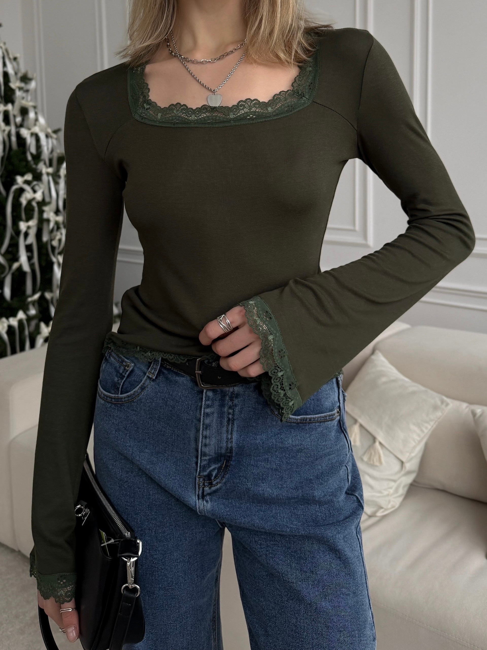 Кофточка Koko кружева квадратный вырез