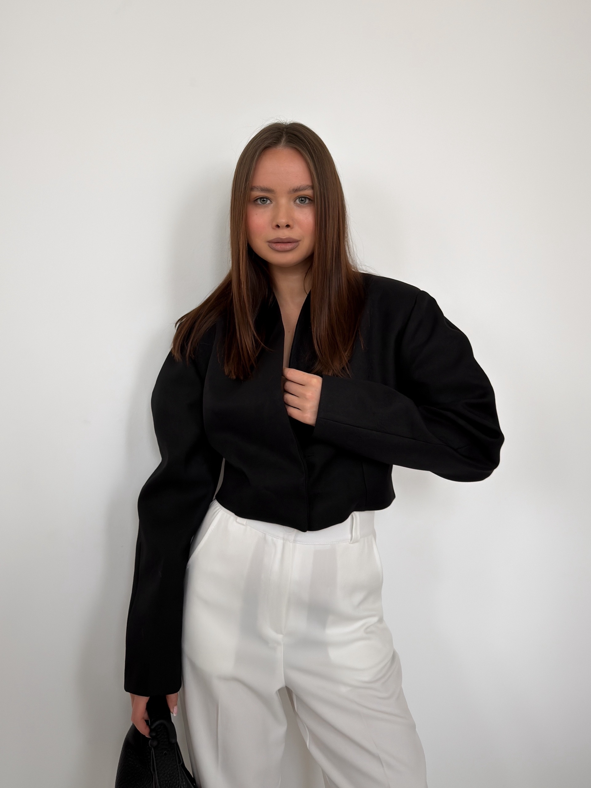 Жакет Liza 2222 укороченный объемные плечи