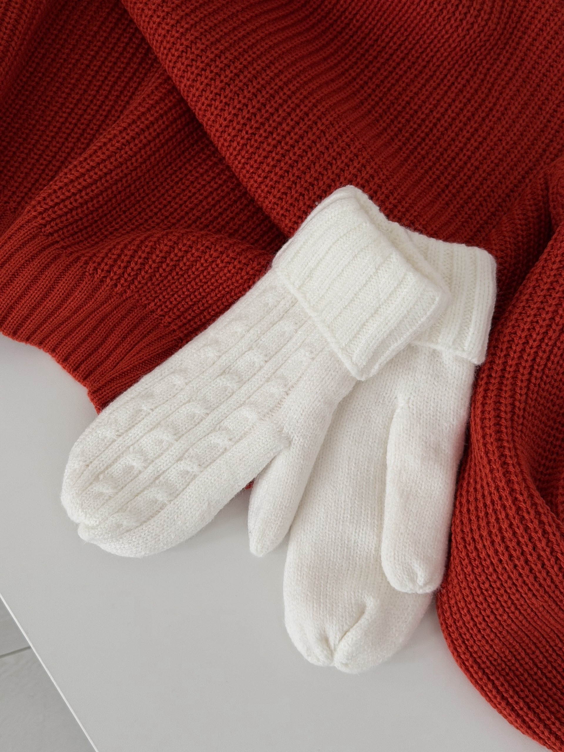 Варежки узор косичка подворот