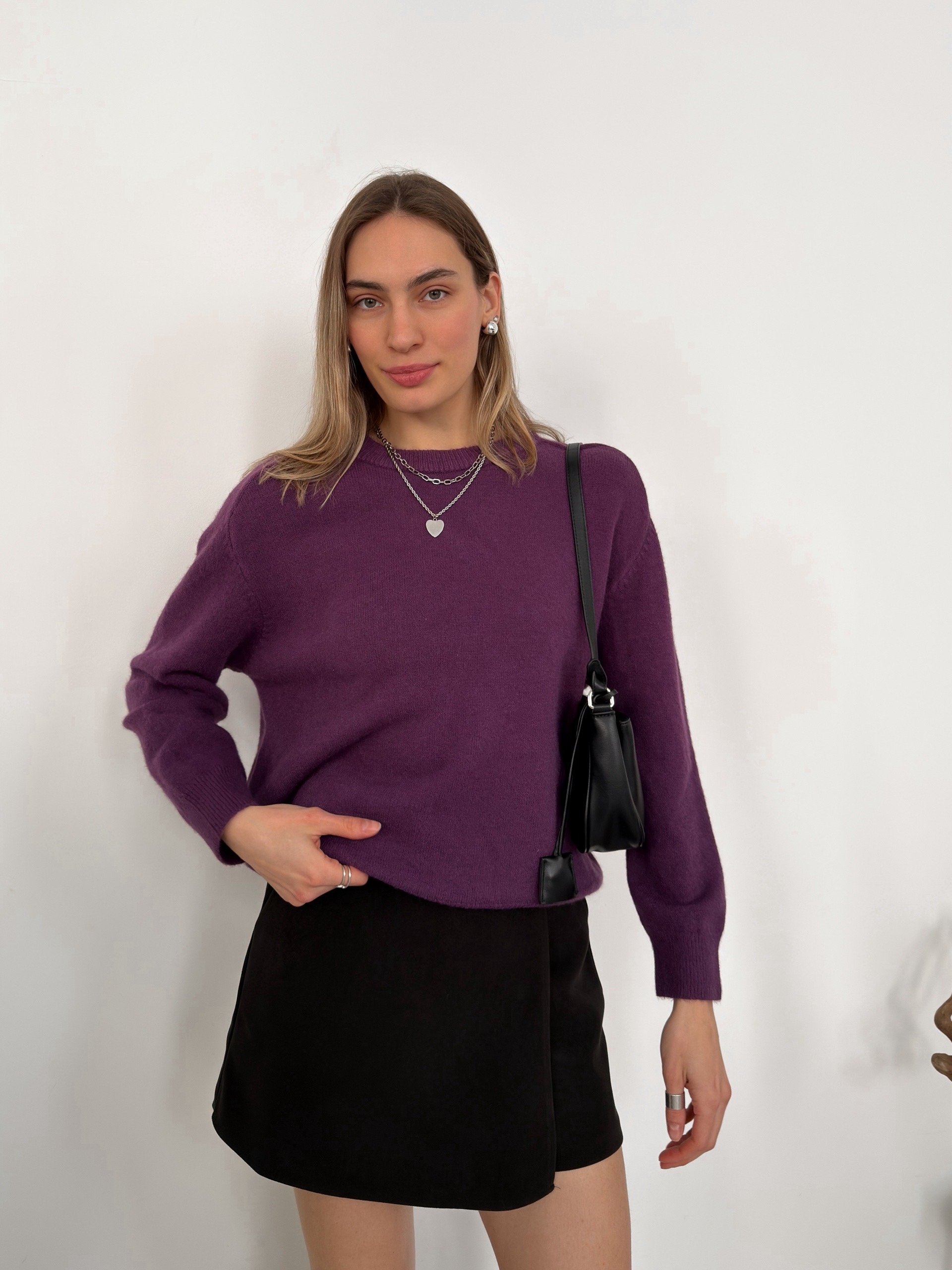 Джемпер Nuomi 841 круглый ворот