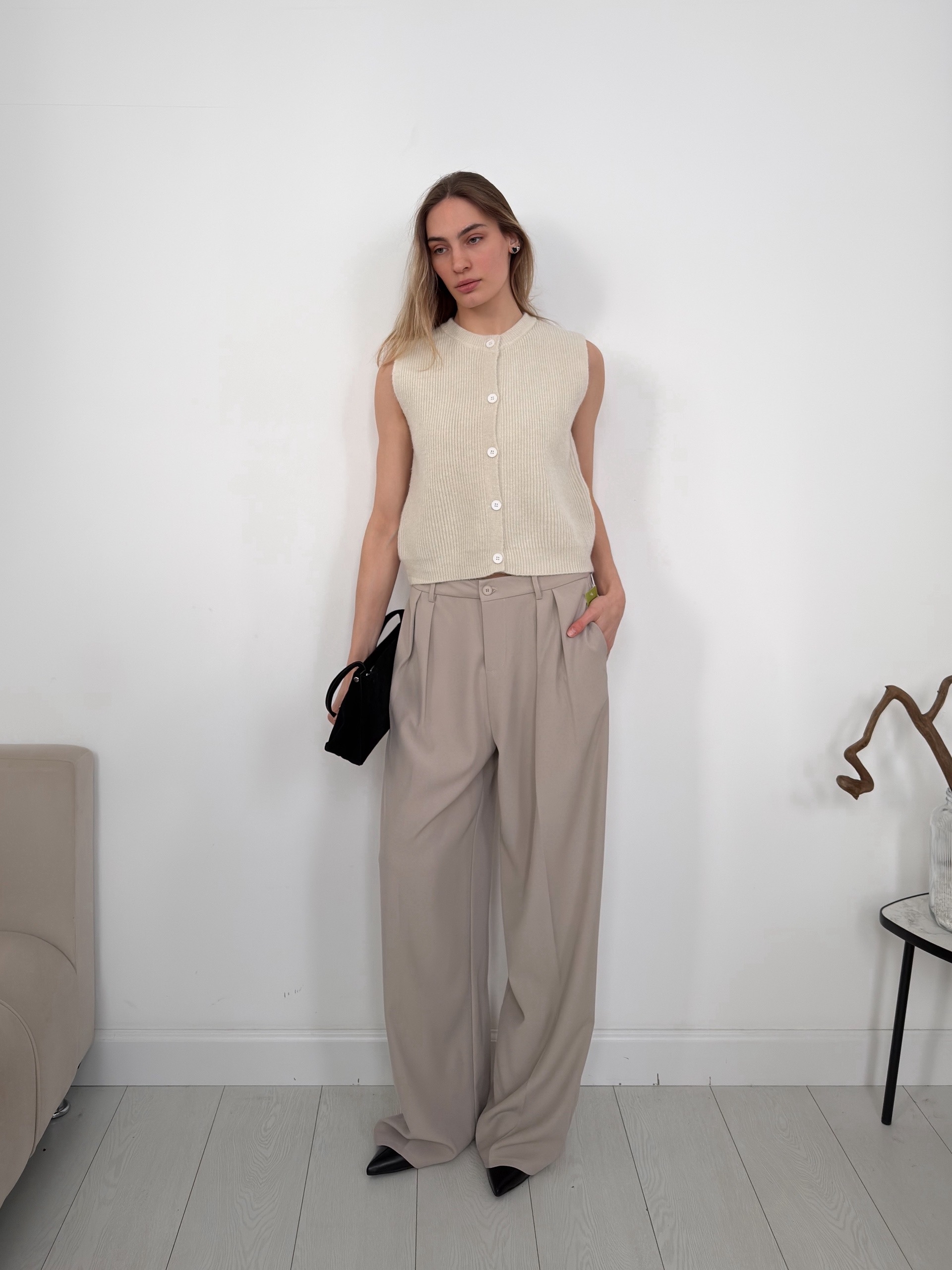 Жилет 308 в рубчик трикотаж