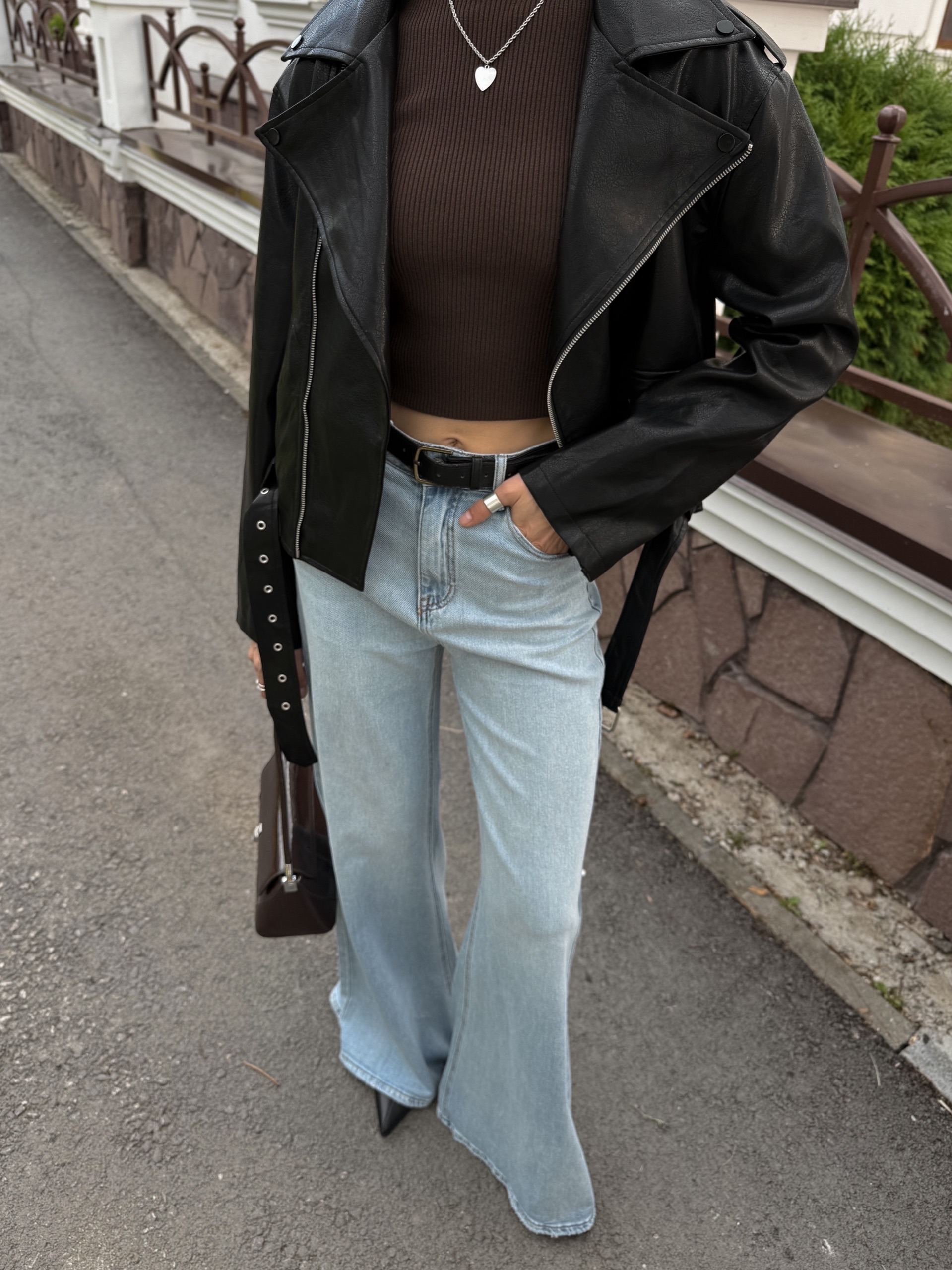 Куртка кожаная W9191 ремень снизу