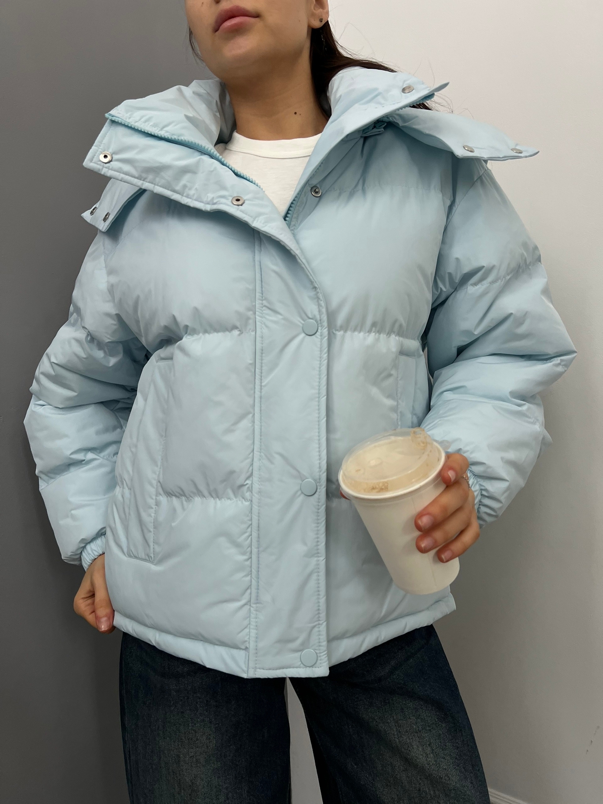 Куртка W 5939 короткая с капюшоном