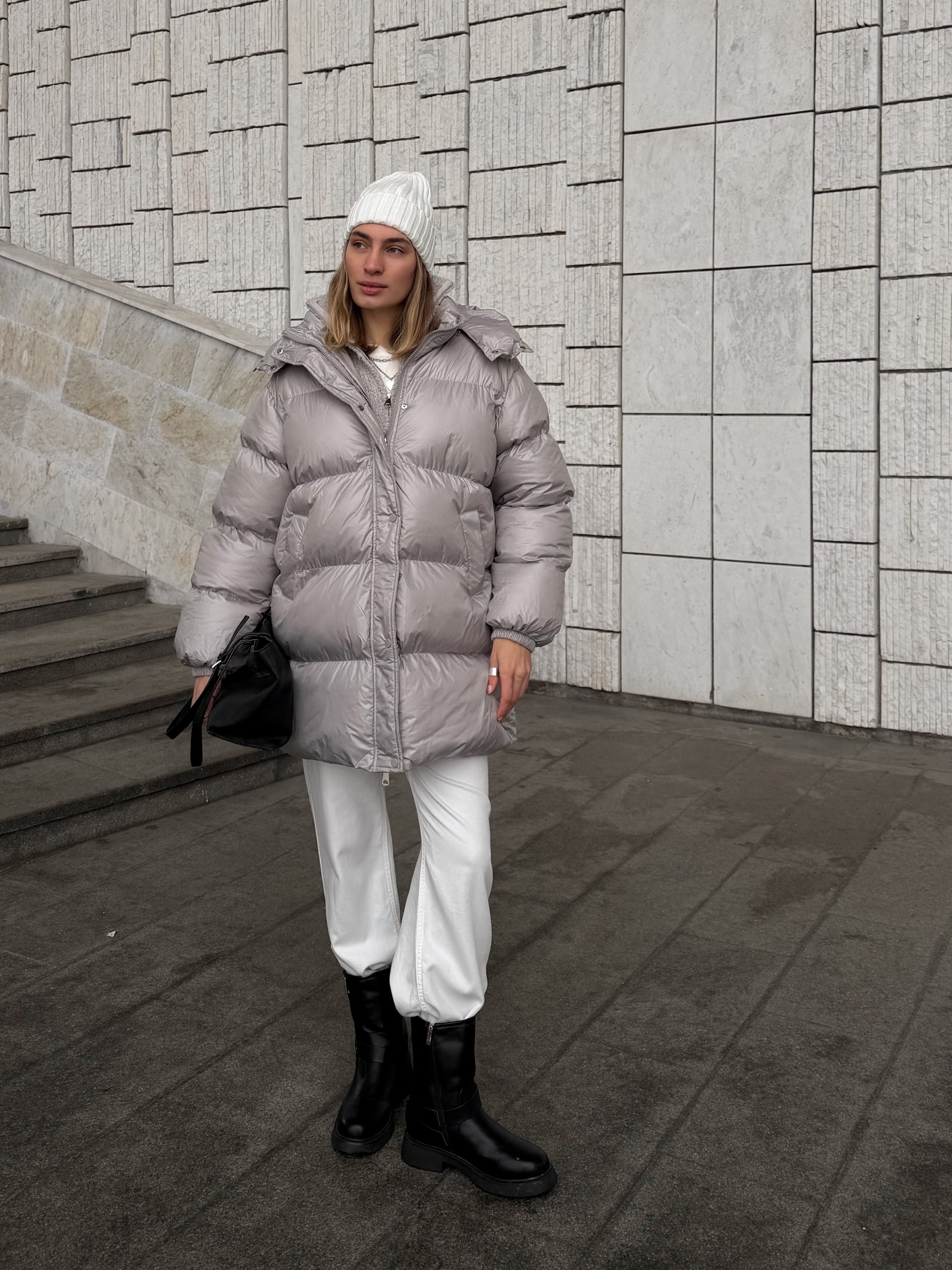 Куртка W5920 прямая средняя длина