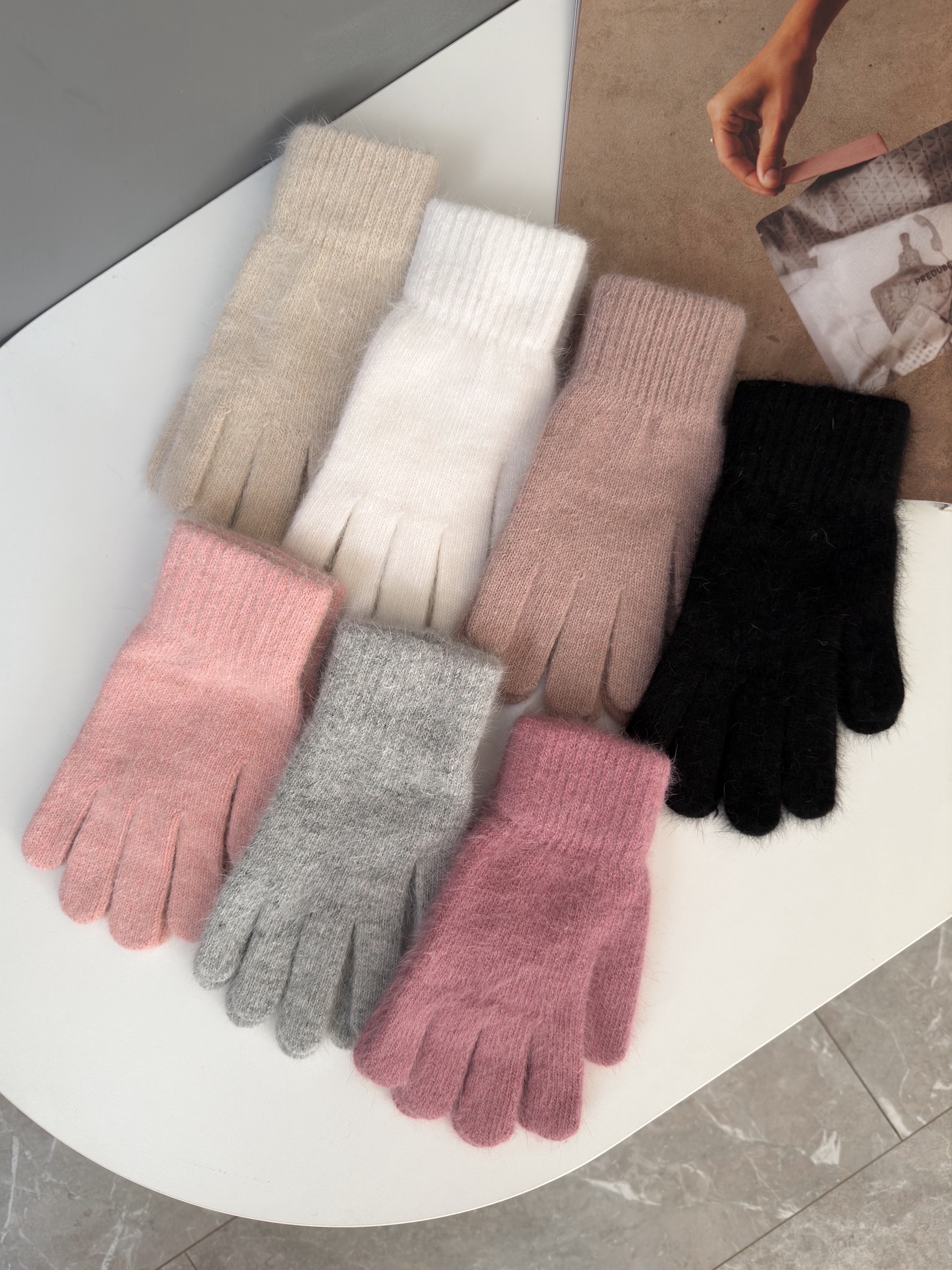 Перчатки Henu 7003 пушистые