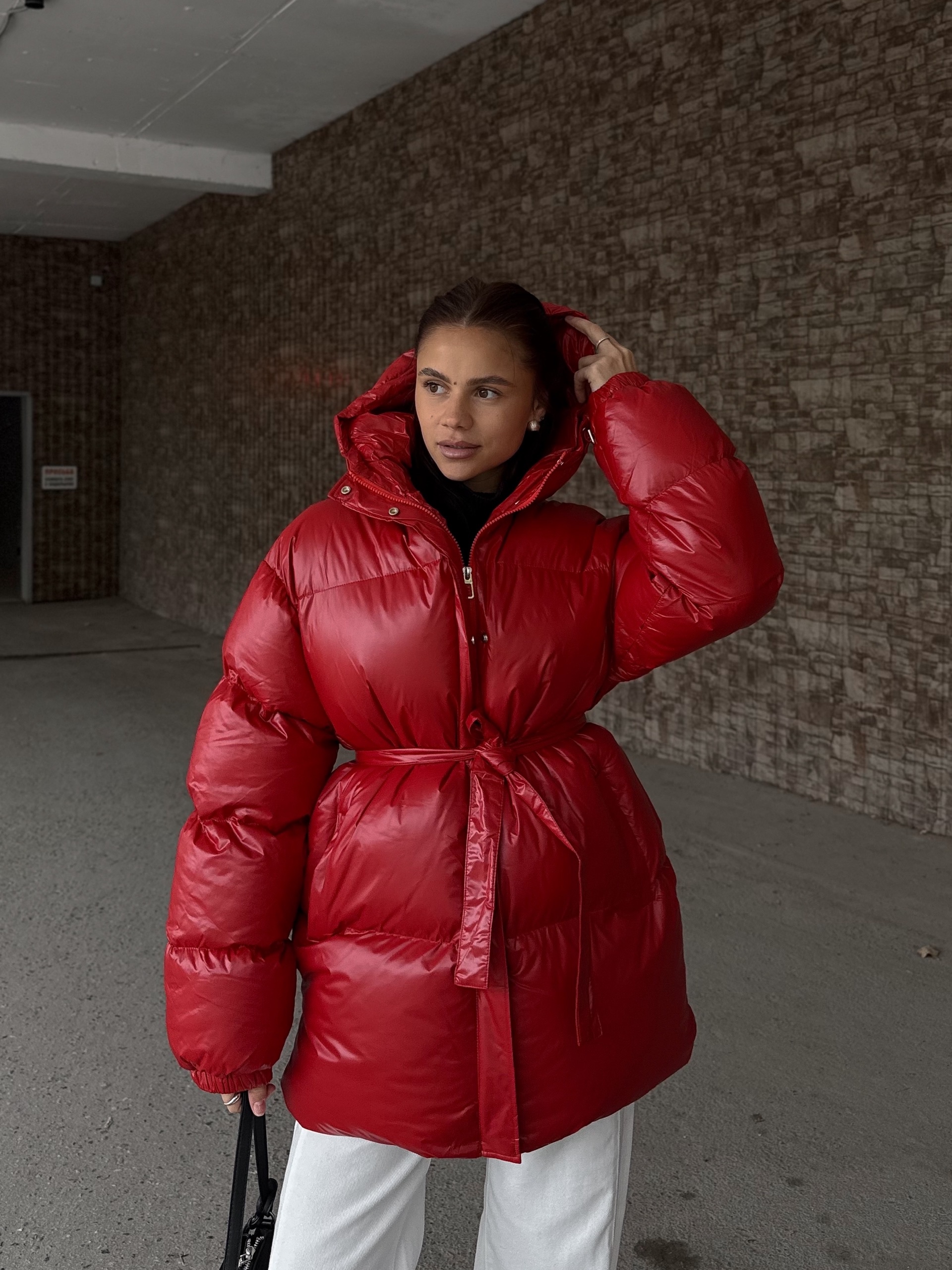 Куртка Fashion 80933 глянец с поясом