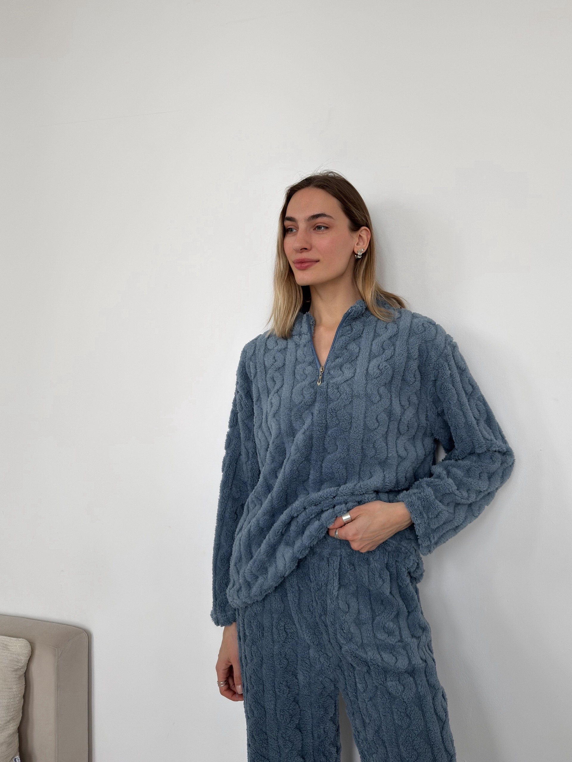 Костюм домашний пушистый кофта на замке