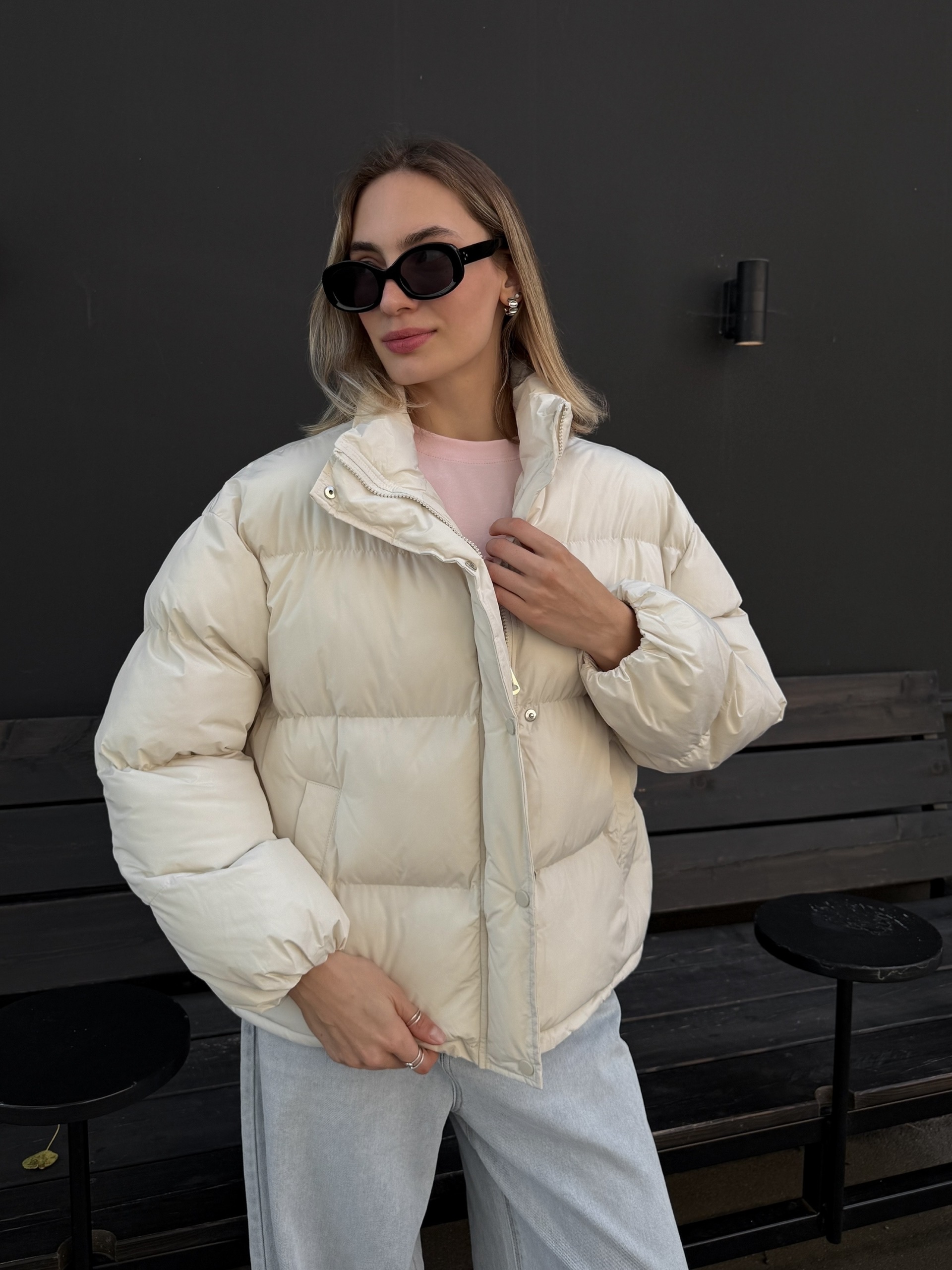 Куртка W 5886 короткая затяжки снизу