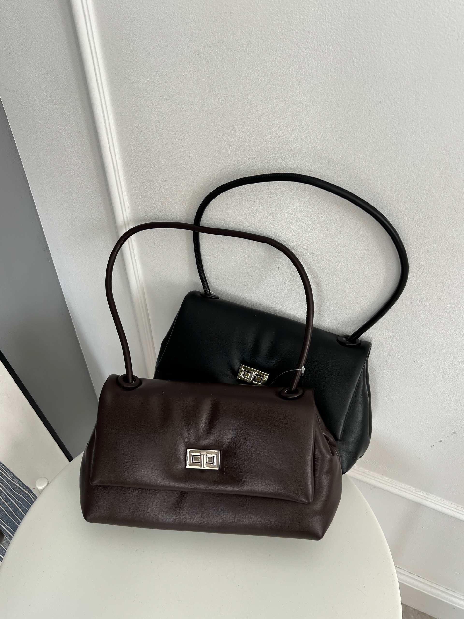 Сумка кожа 9090 застежка серебо