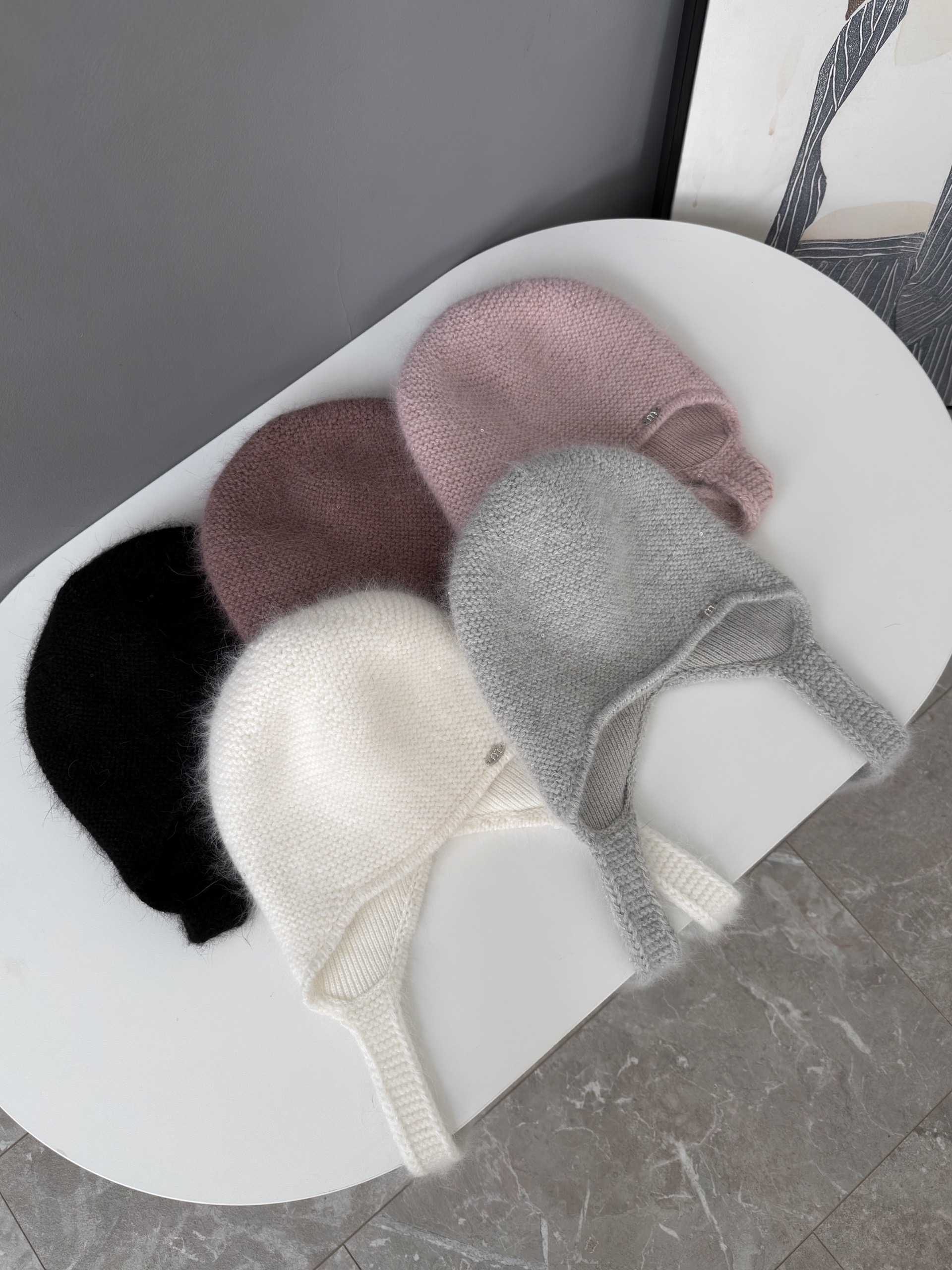 Шапка 25-HR81LP-53 паетки нашивка M