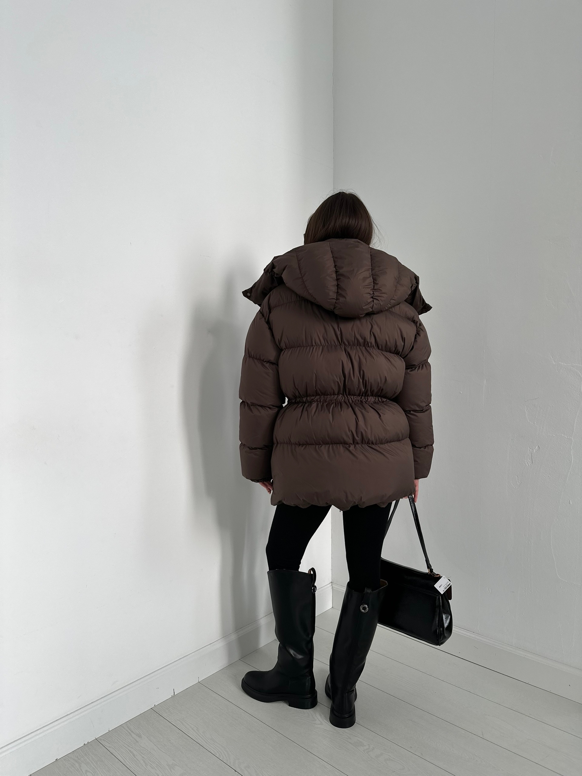 Куртка W 639  на кулиске короткая