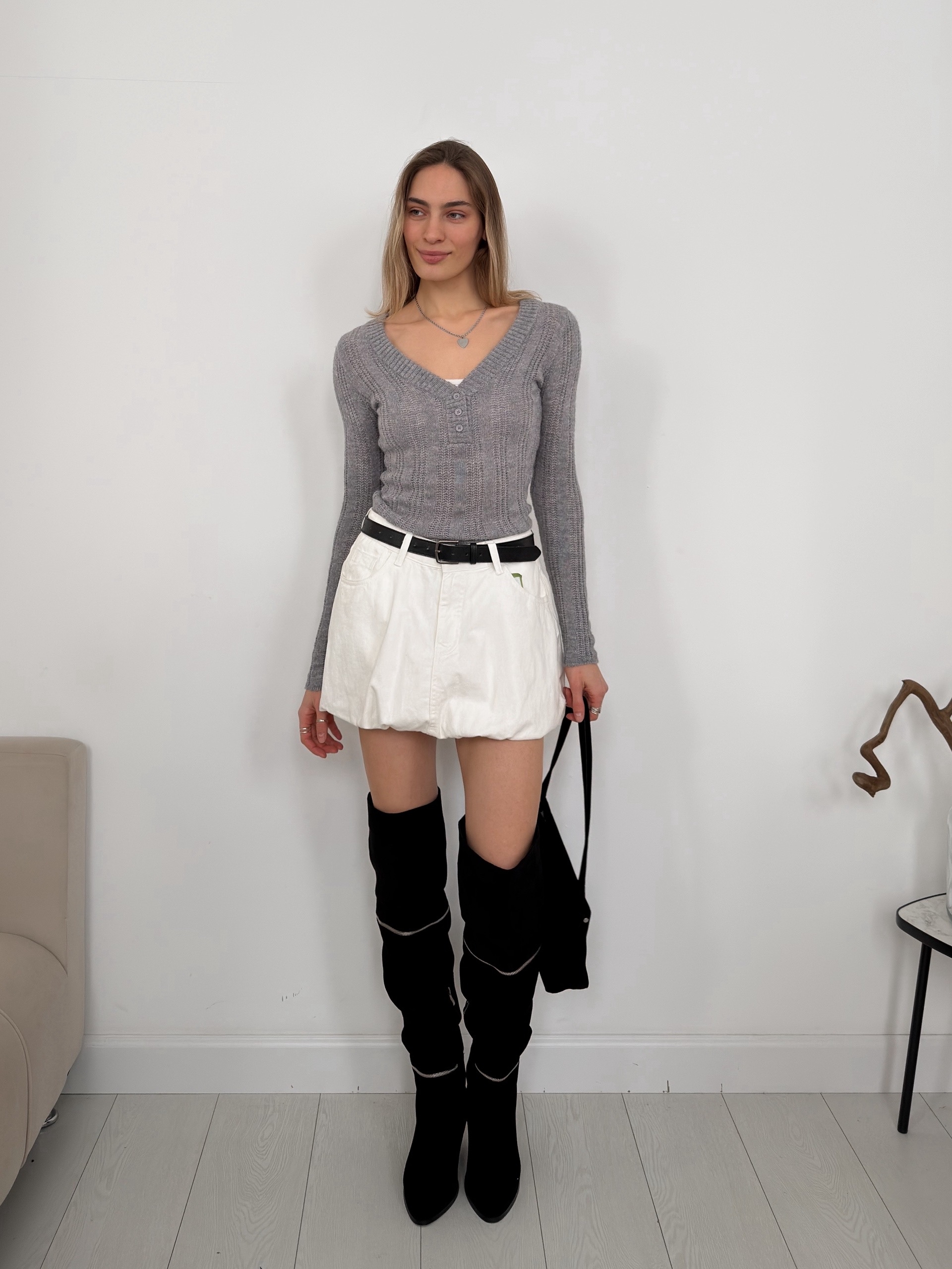 Джемпер 9317 узор вырез пуговки