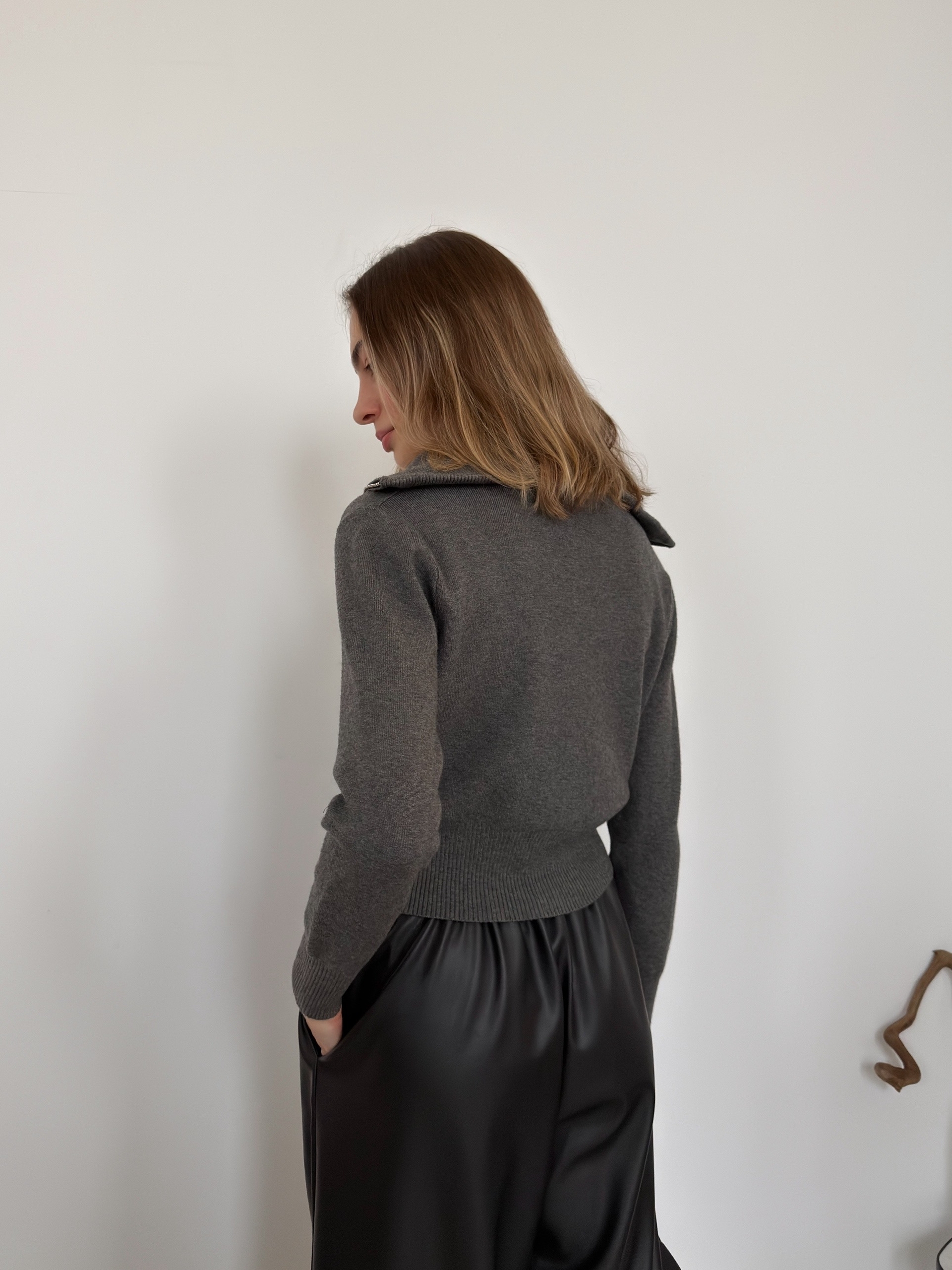 Джемпер на молнии низ рубчик