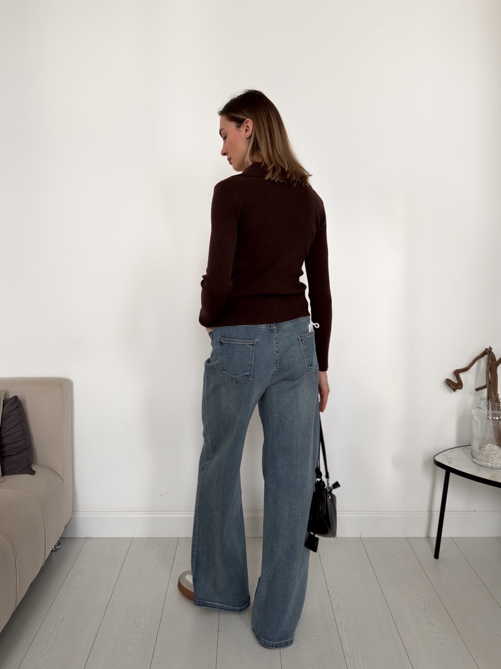 Кофточка LingLi A2110 рубчик треуг вырез