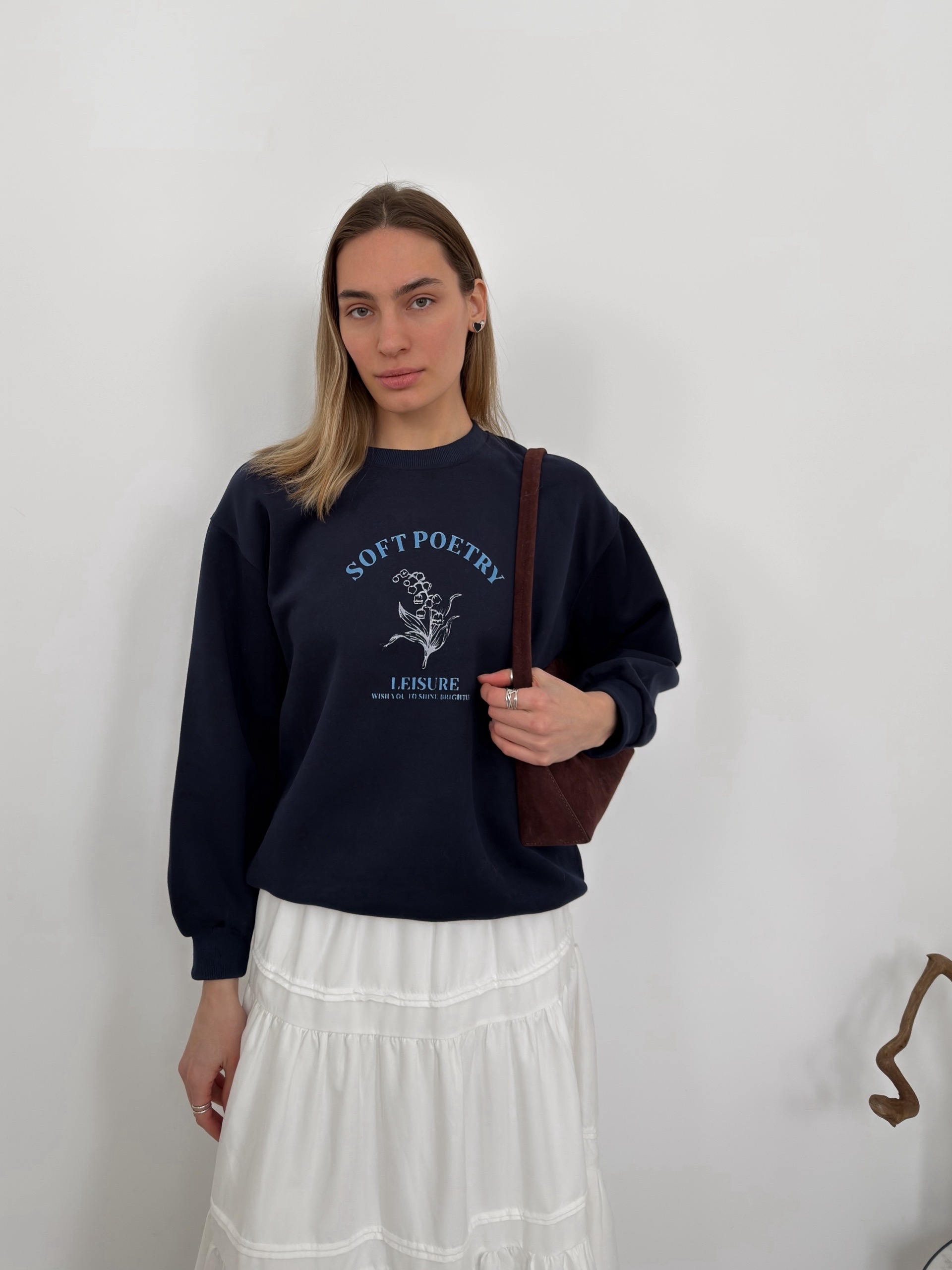 Свитшот Maruko18 9081 Soft poetry