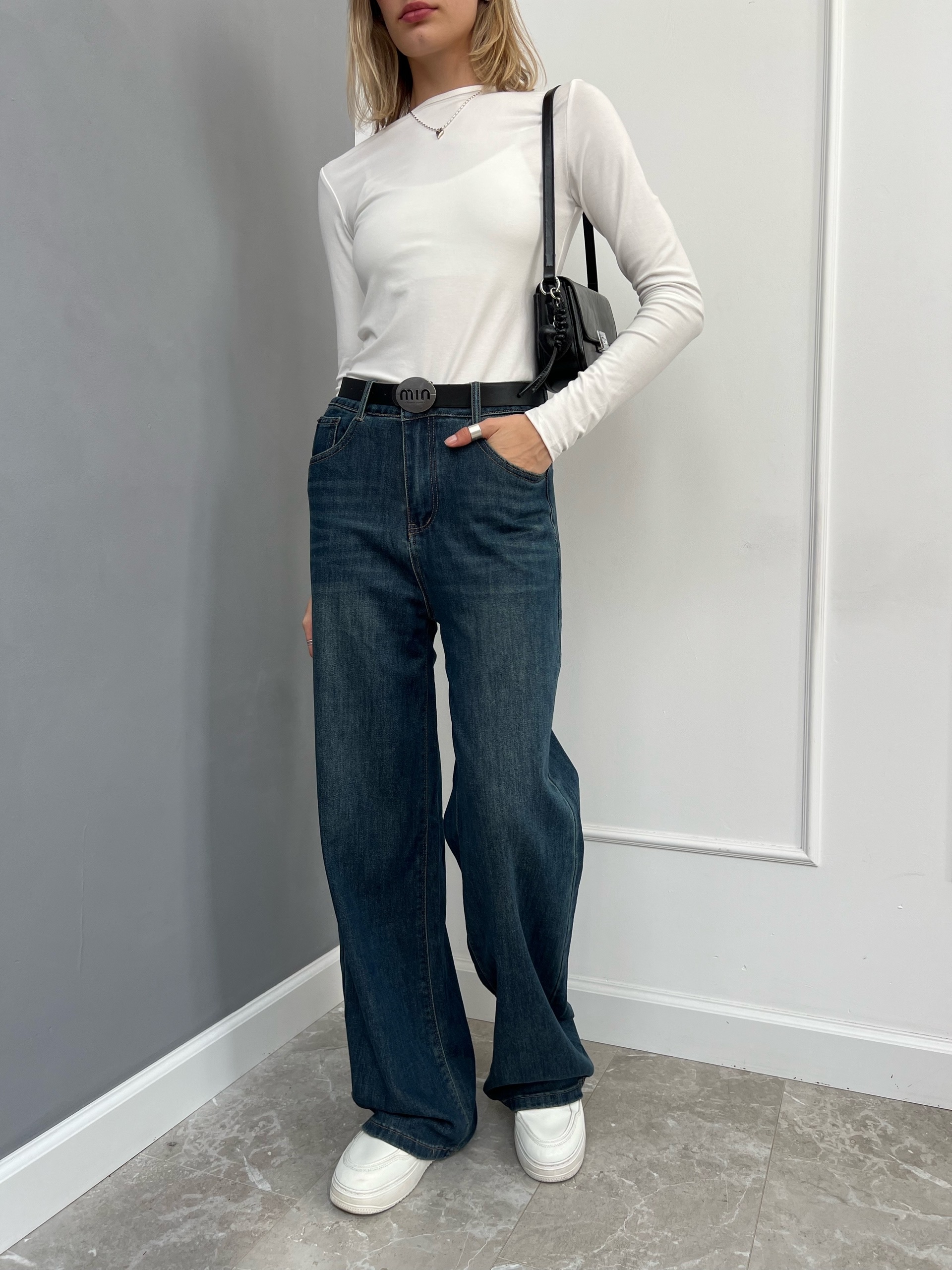 Джинсы Denim 552 прямые с ремнем пряжка min