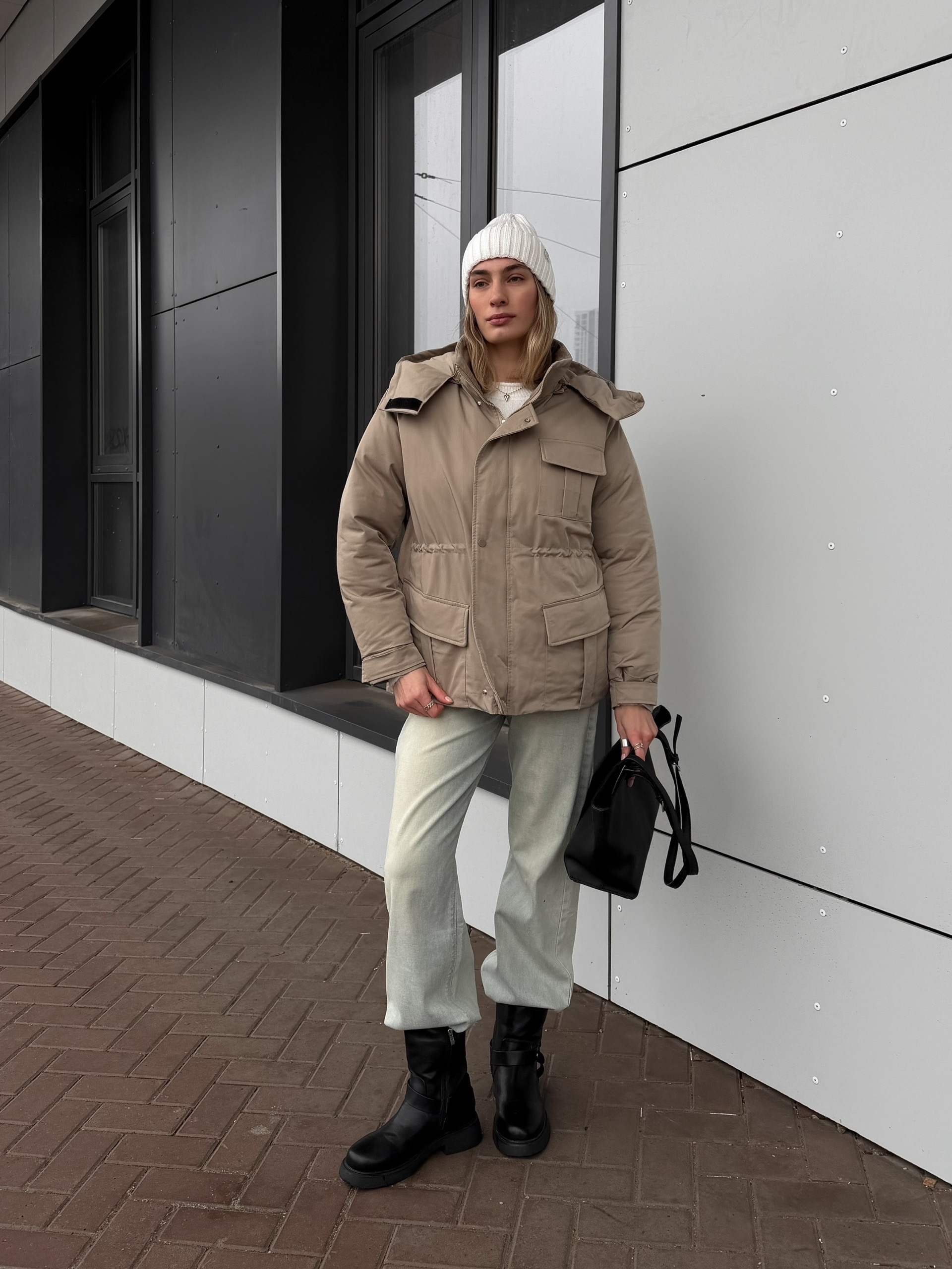 Куртка Base Girlie 1512 затяжки внутри