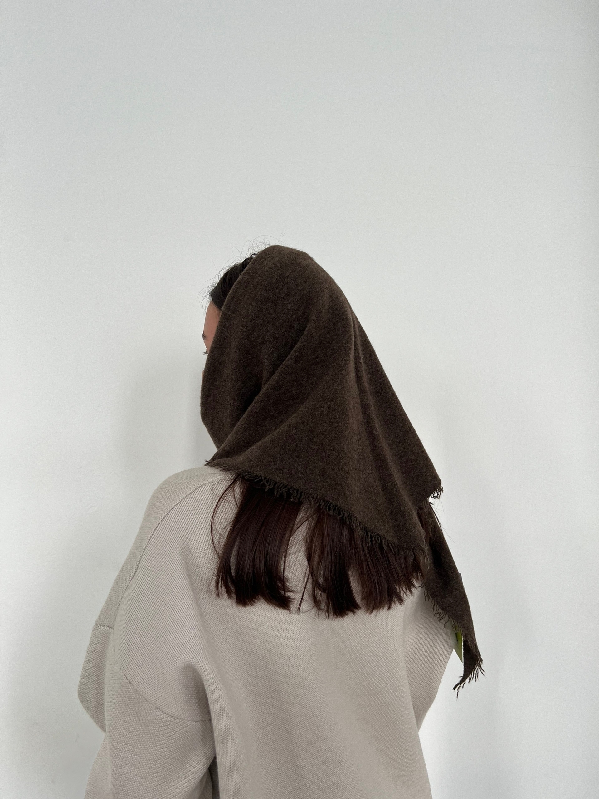 Косынка AIM 545 бахрома