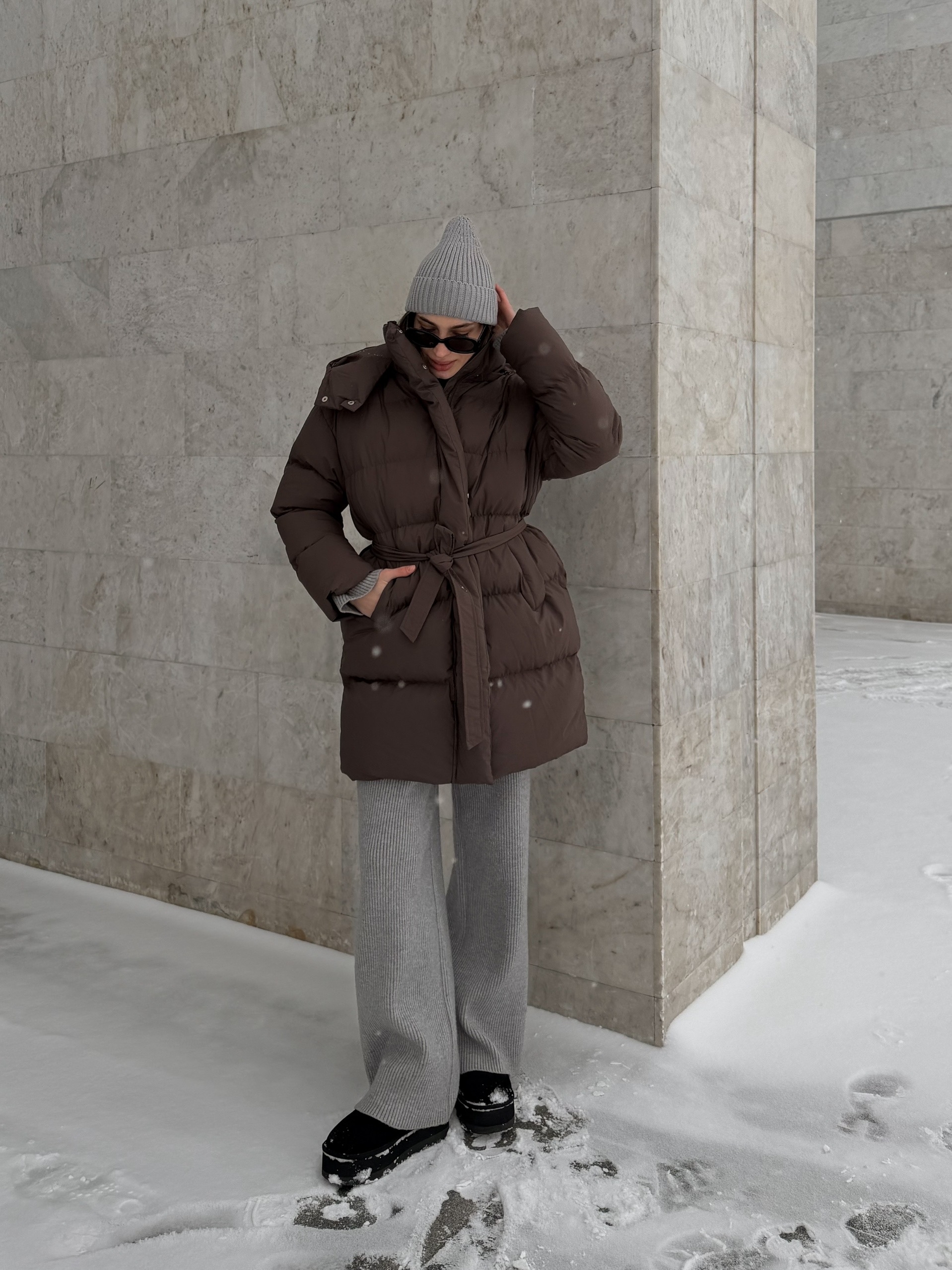 Куртка W638 средняя длина с поясом