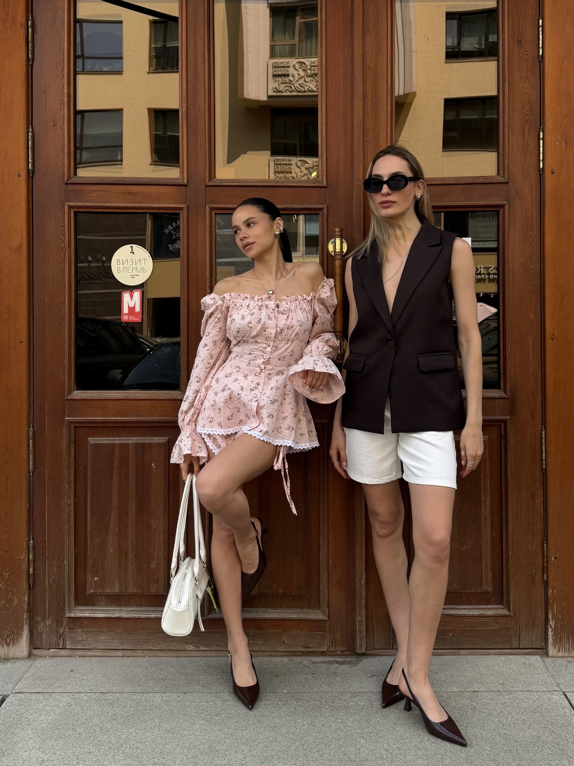 Костюм La"elle блуза пуговки сердечки+шорты с затяжками