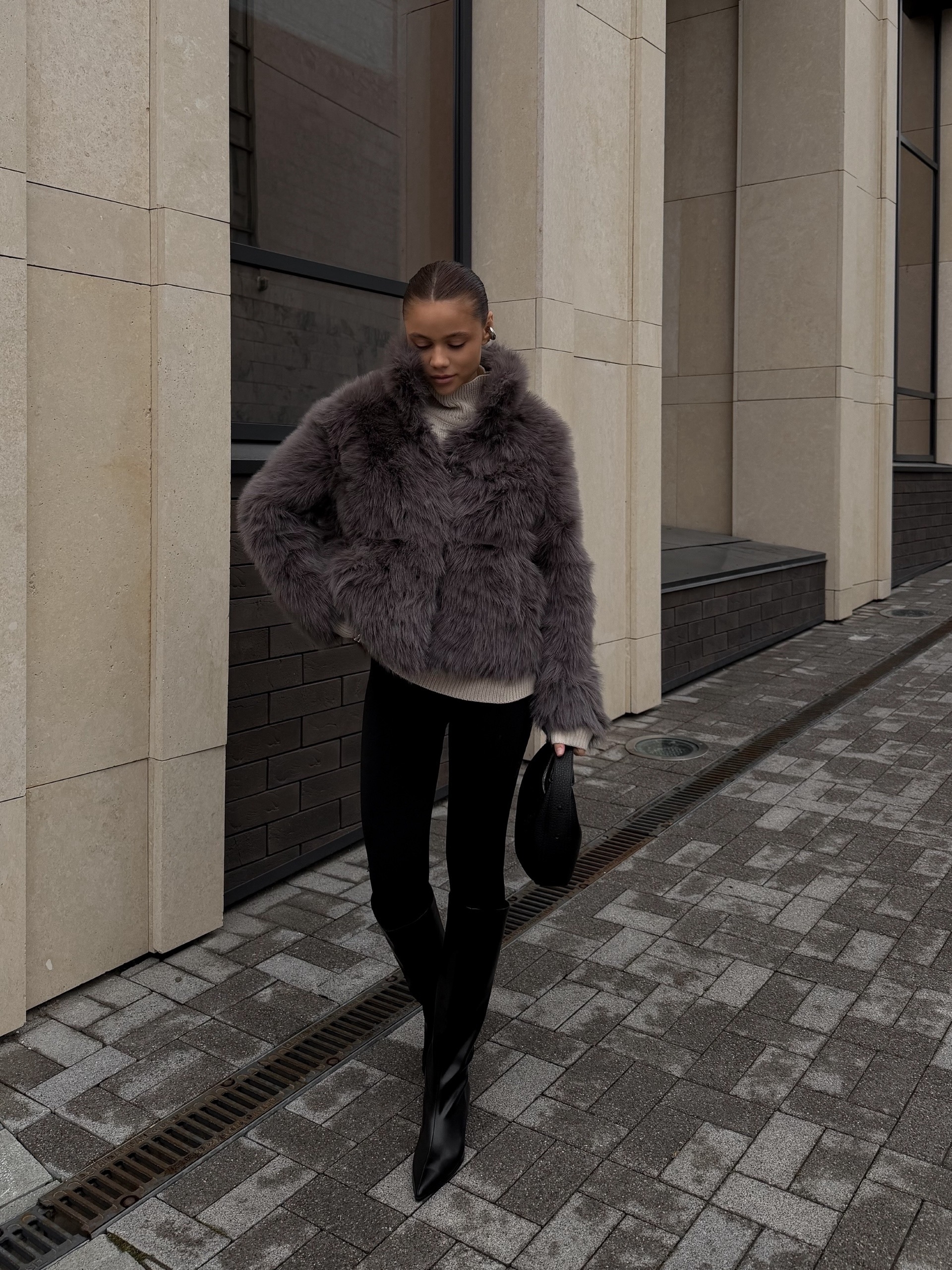 Шубка G19 короткая ворот