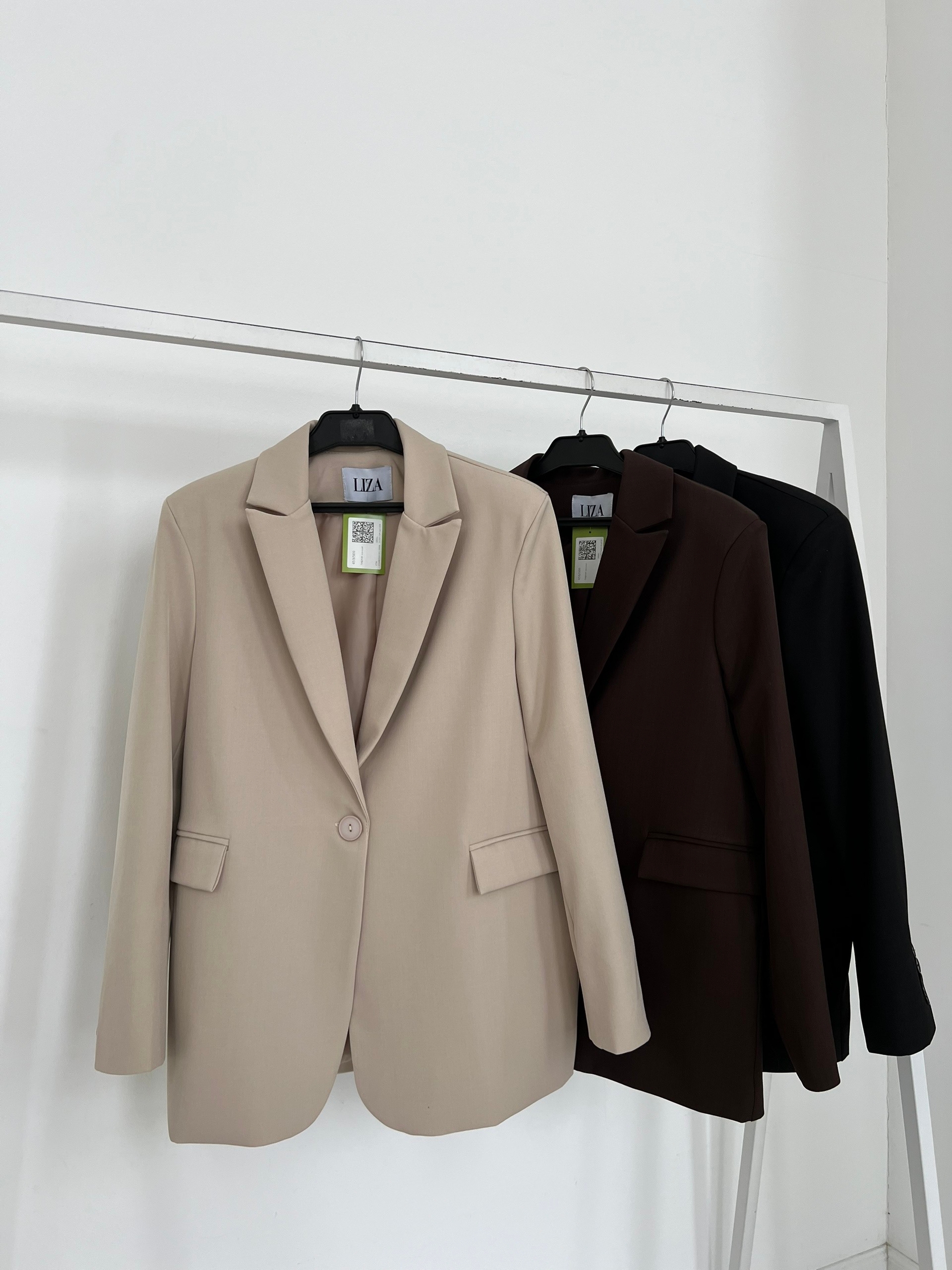 Жакет Liza 044 на одной пуговице