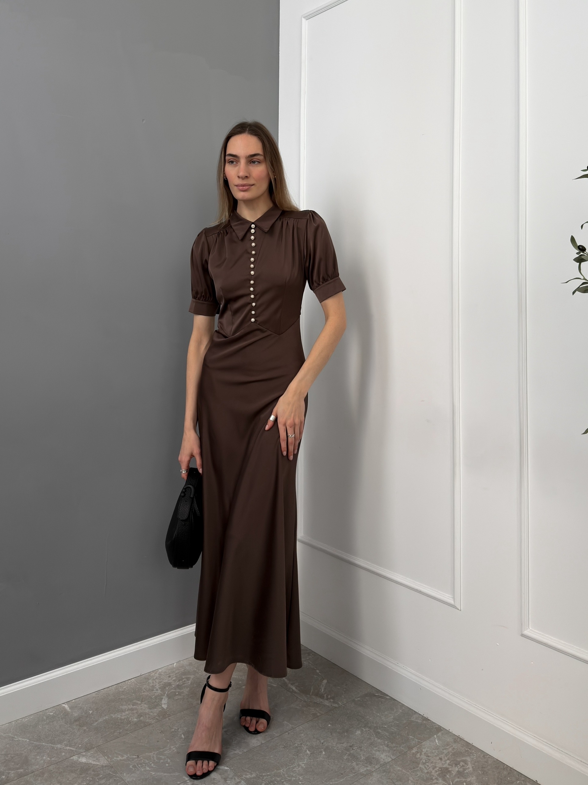 Платье  Miss Diva 25211 пуговки воротник поло атлас