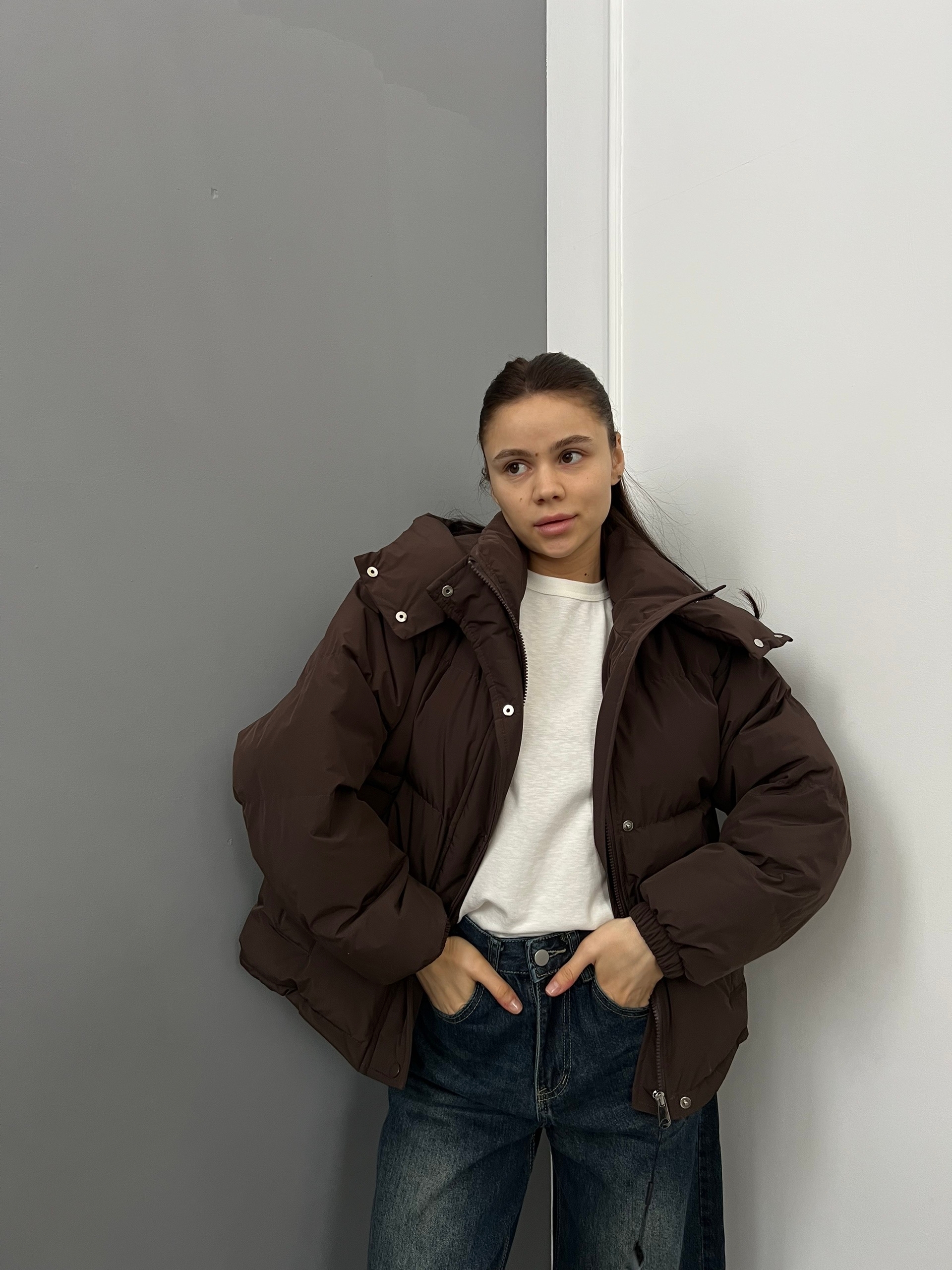 Куртка W 5939 короткая с капюшоном