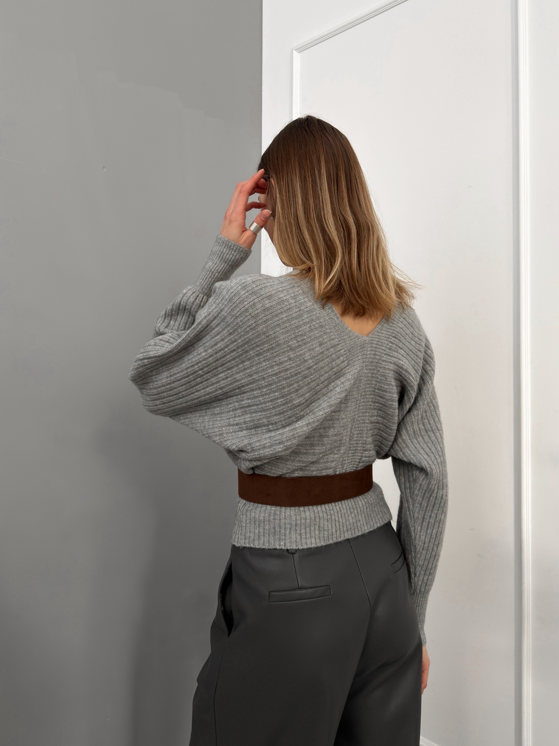 Джемпер WG WE W8072 v вырез+ремень