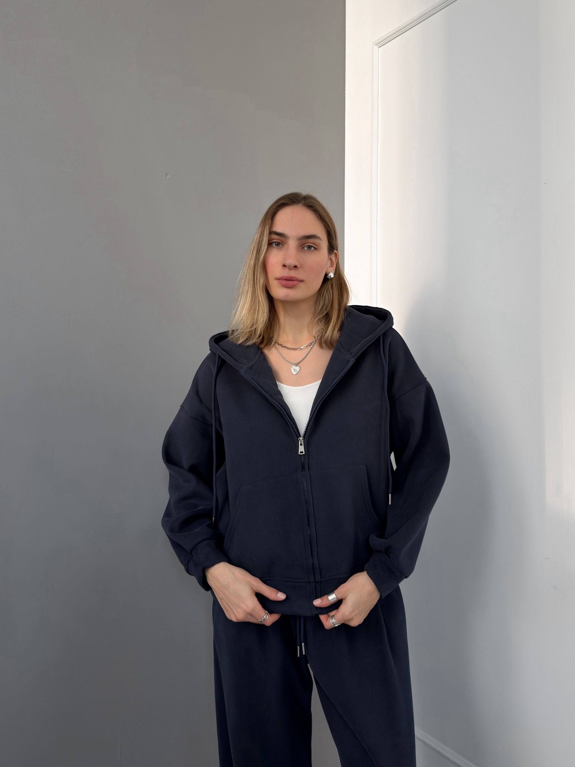 Костюм W 9365-1 кофта на молнии+ джогеры флис