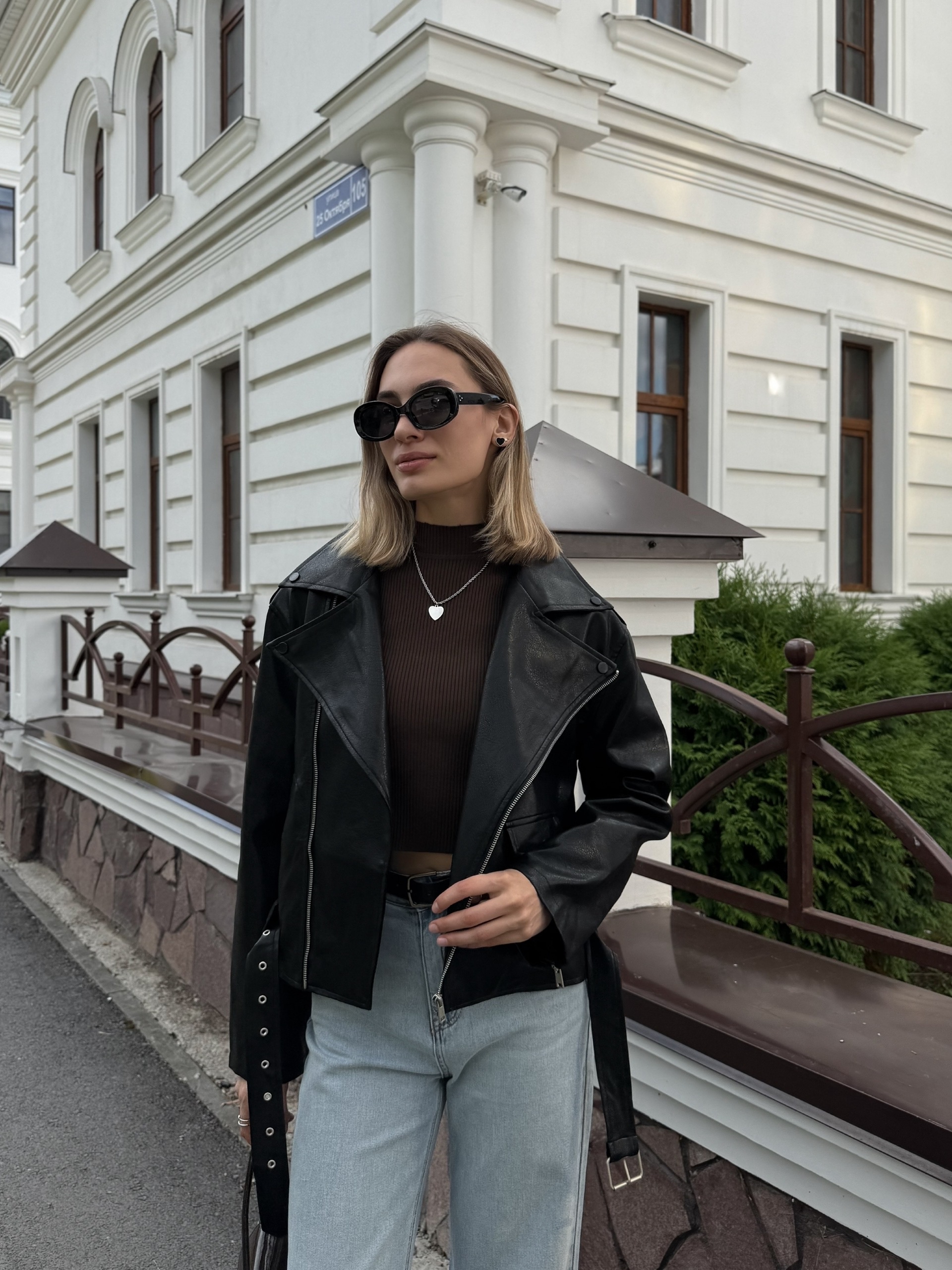 Куртка кожаная W9191 ремень снизу