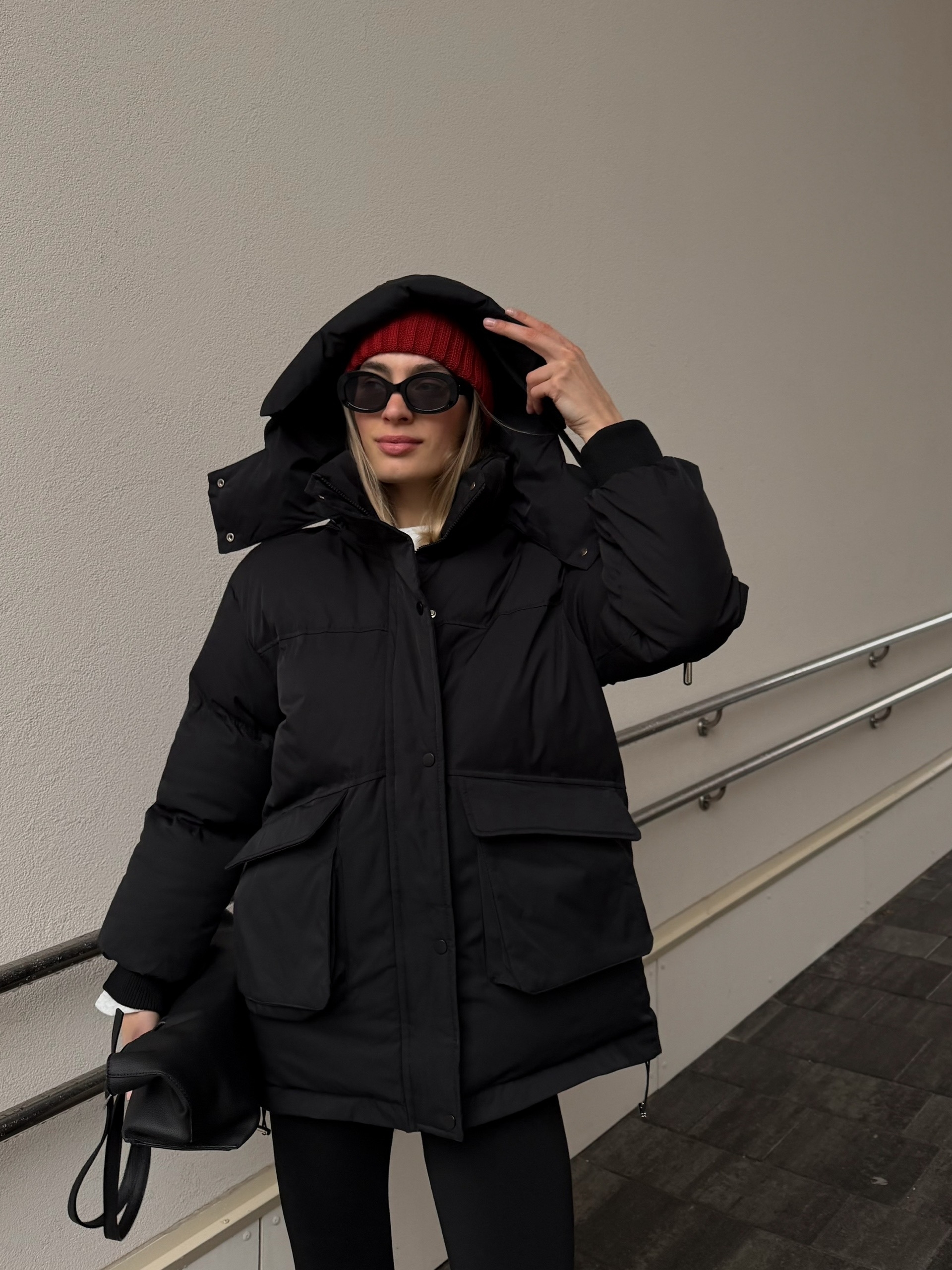 Куртка Base 1535 капюшон на завязках