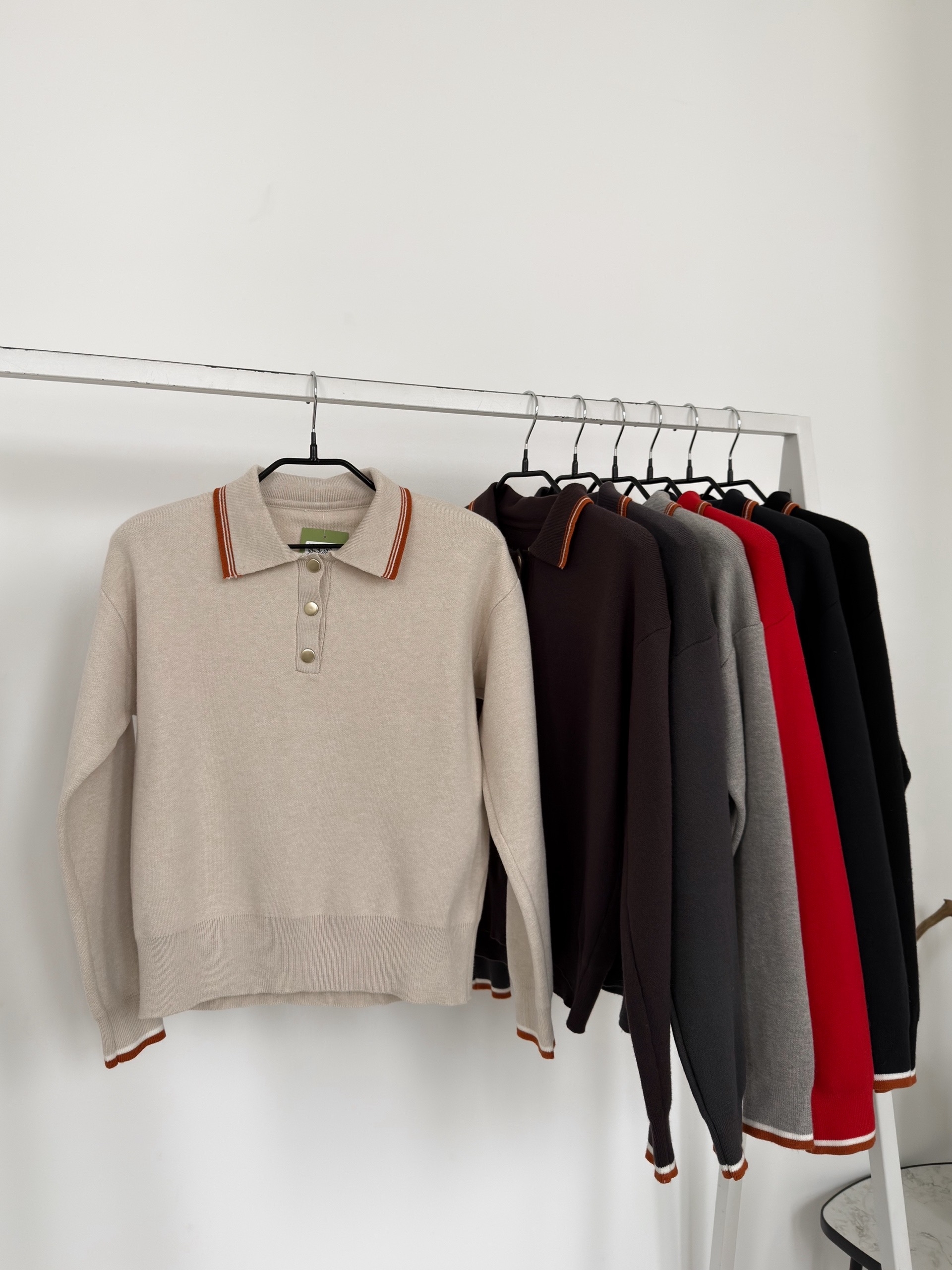 Джемпер Korea S2628 поло золотые пуговки