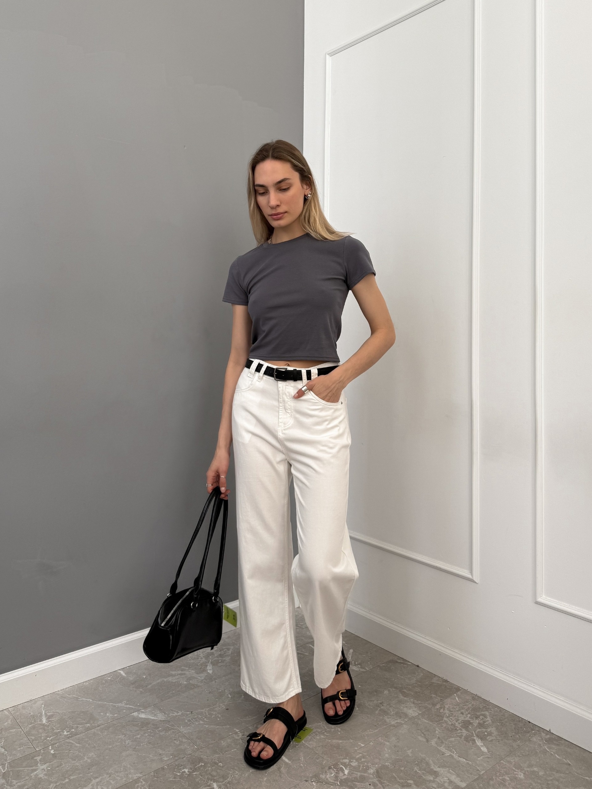 Футболка Korea 695 однотон короткая