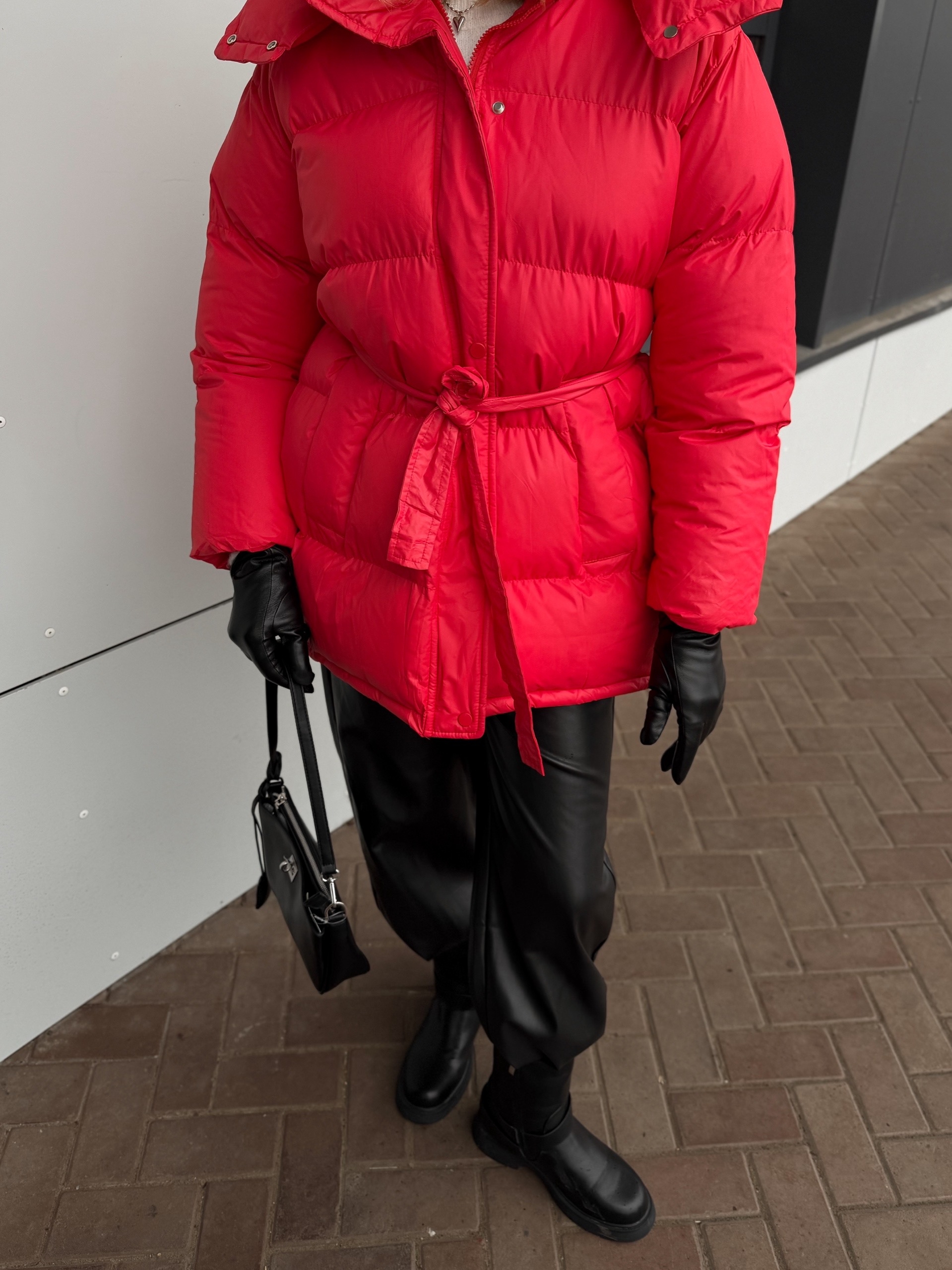 Куртка Base 1500 средняя длина с поясом